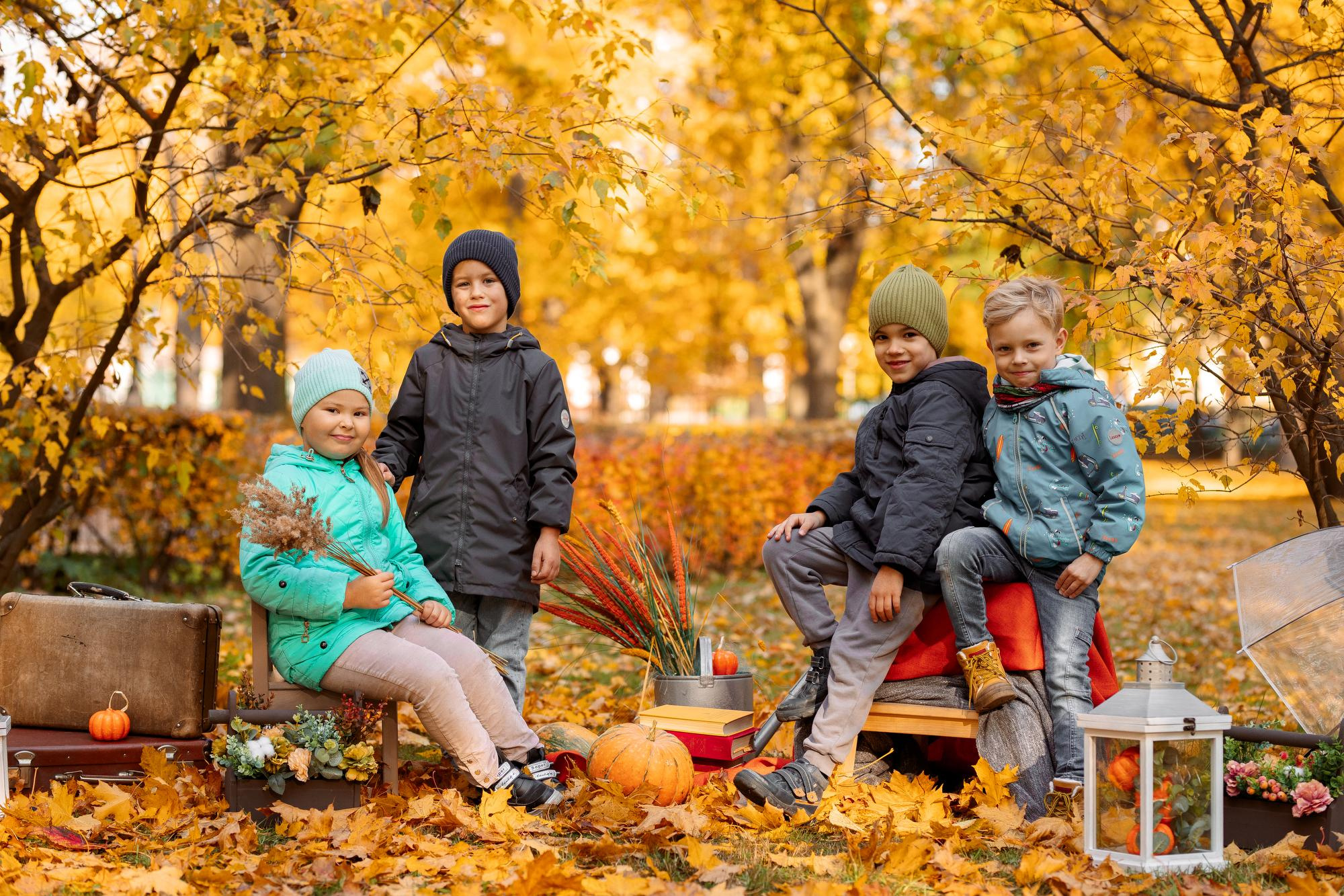 Детский сад. Осень. Для альбома. Фотограф в Кронштадте и Санкт-Петербурге Анастасия Коваленко