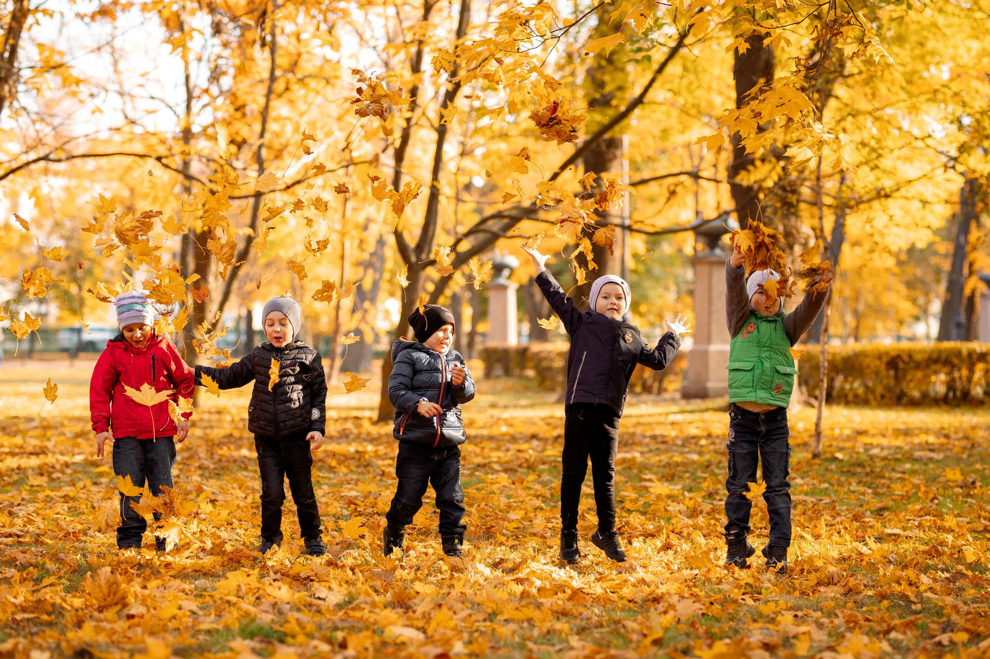 Детский сад. Осень. Для альбома. Фотограф в Кронштадте и Санкт-Петербурге Анастасия Коваленко