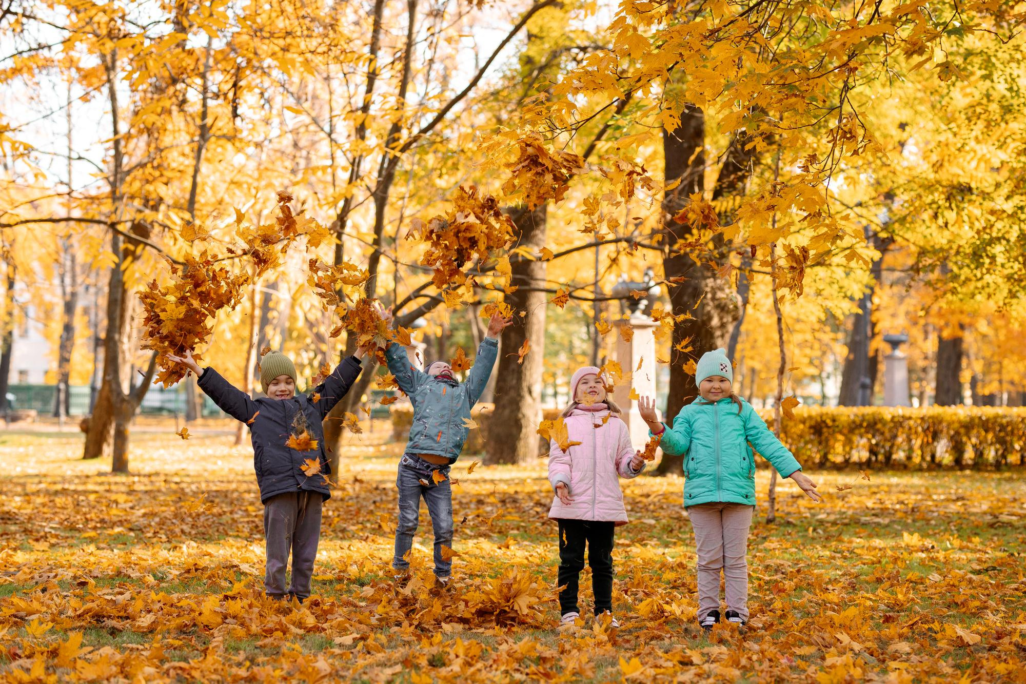 Детский сад. Осень. Для альбома. Фотограф в Кронштадте и Санкт-Петербурге Анастасия Коваленко