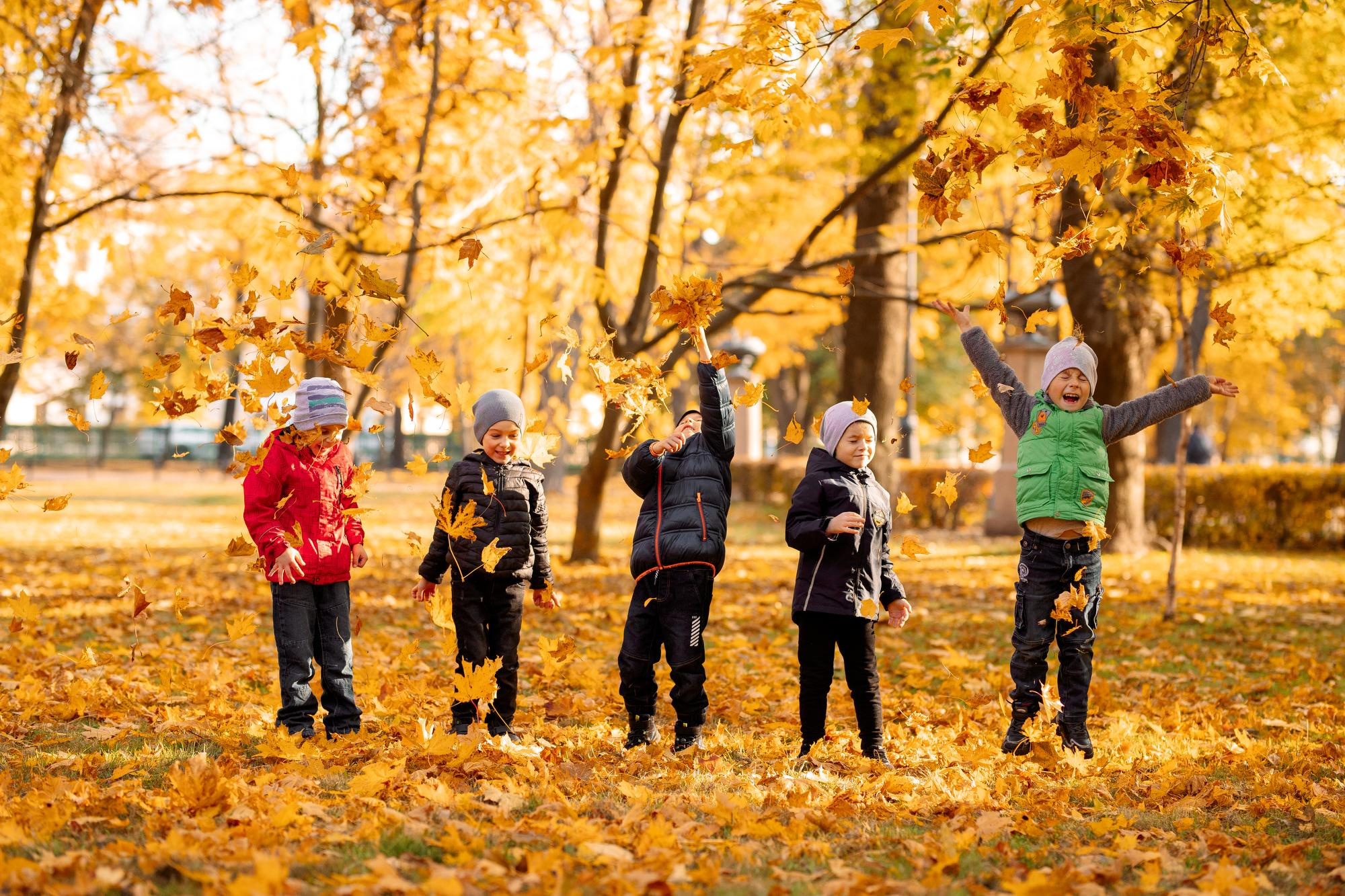Детский сад. Осень. Для альбома. Фотограф в Кронштадте и Санкт-Петербурге Анастасия Коваленко