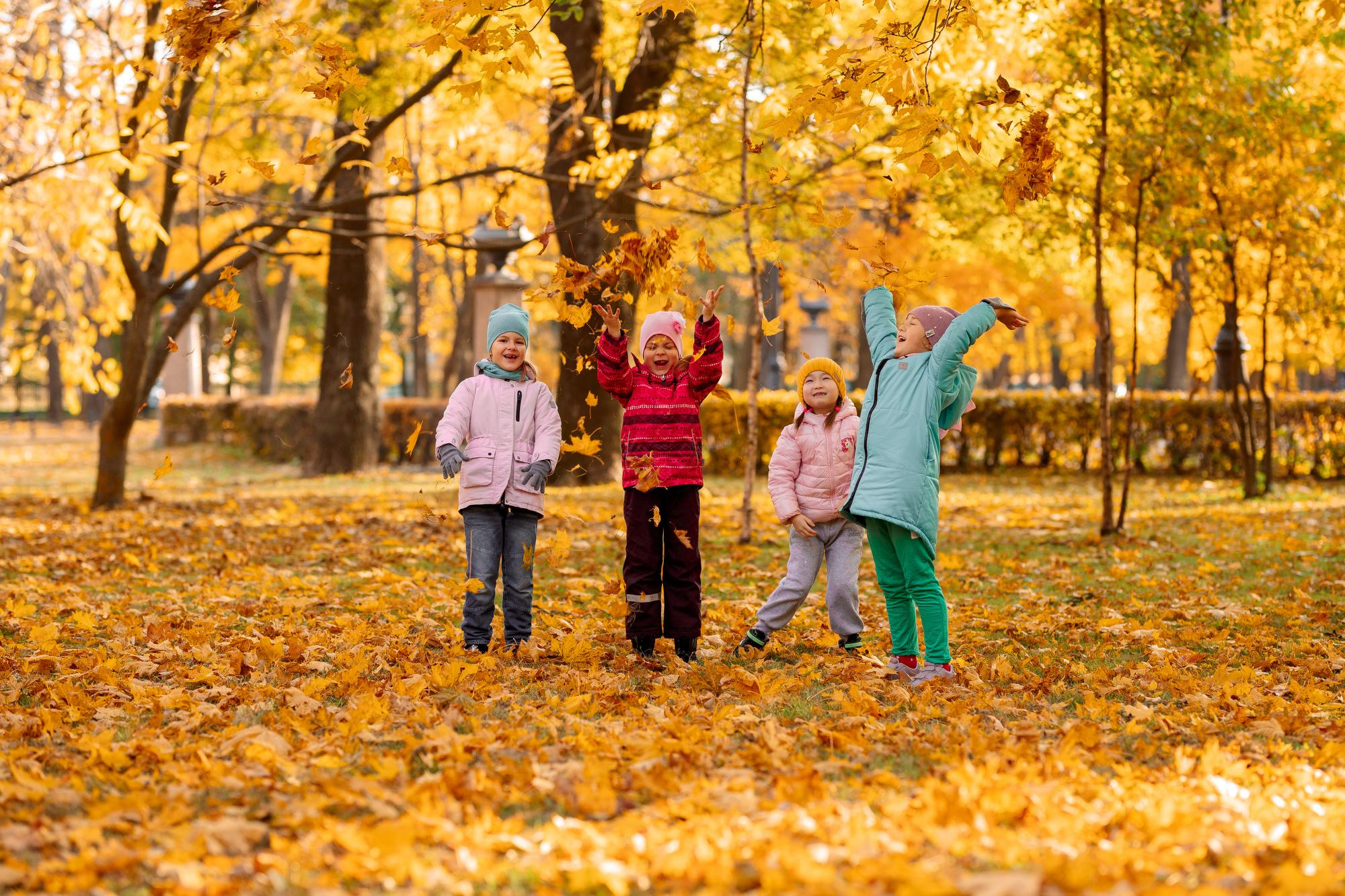 Детский сад. Осень. Для альбома. Фотограф в Кронштадте и Санкт-Петербурге Анастасия Коваленко