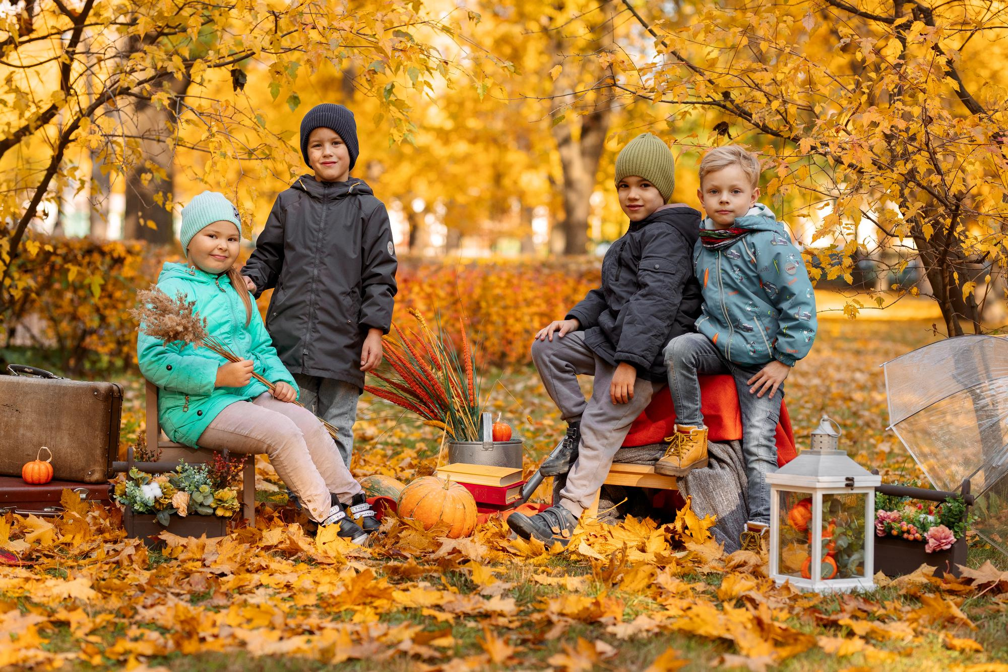 Детский сад. Осень. Для альбома. Фотограф в Кронштадте и Санкт-Петербурге Анастасия Коваленко
