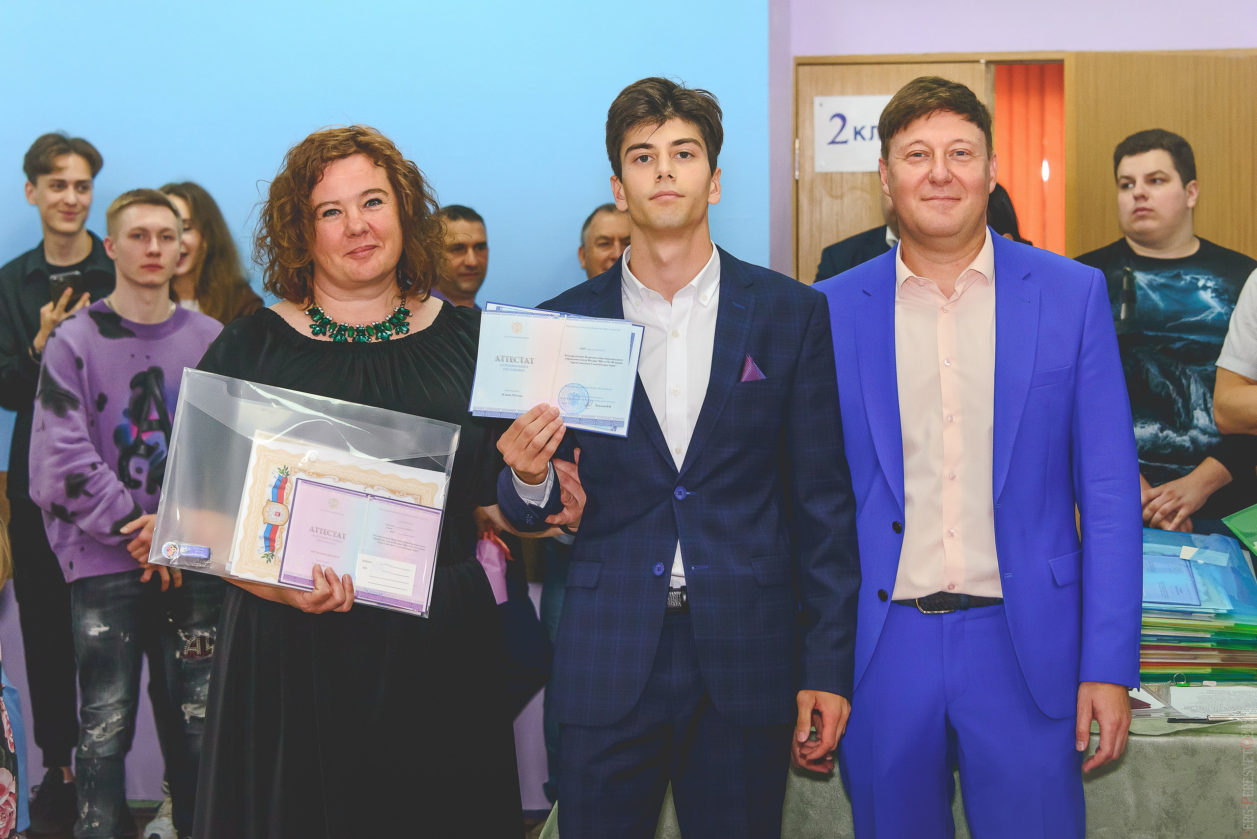 Выпускной 11 класс. Ваш фотограф на праздник в Москве, Раменском, Жуковском, Люберцах