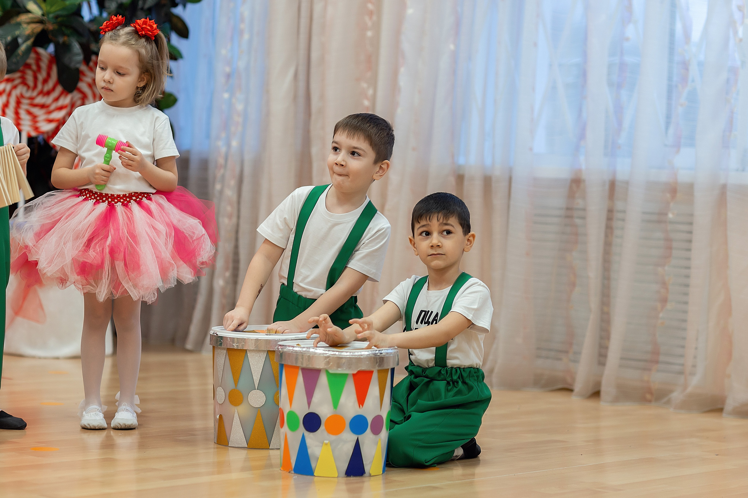 Утренник_"Карамельная фабрика» 2024. Семейный фотограф в Санкт-Петербурге