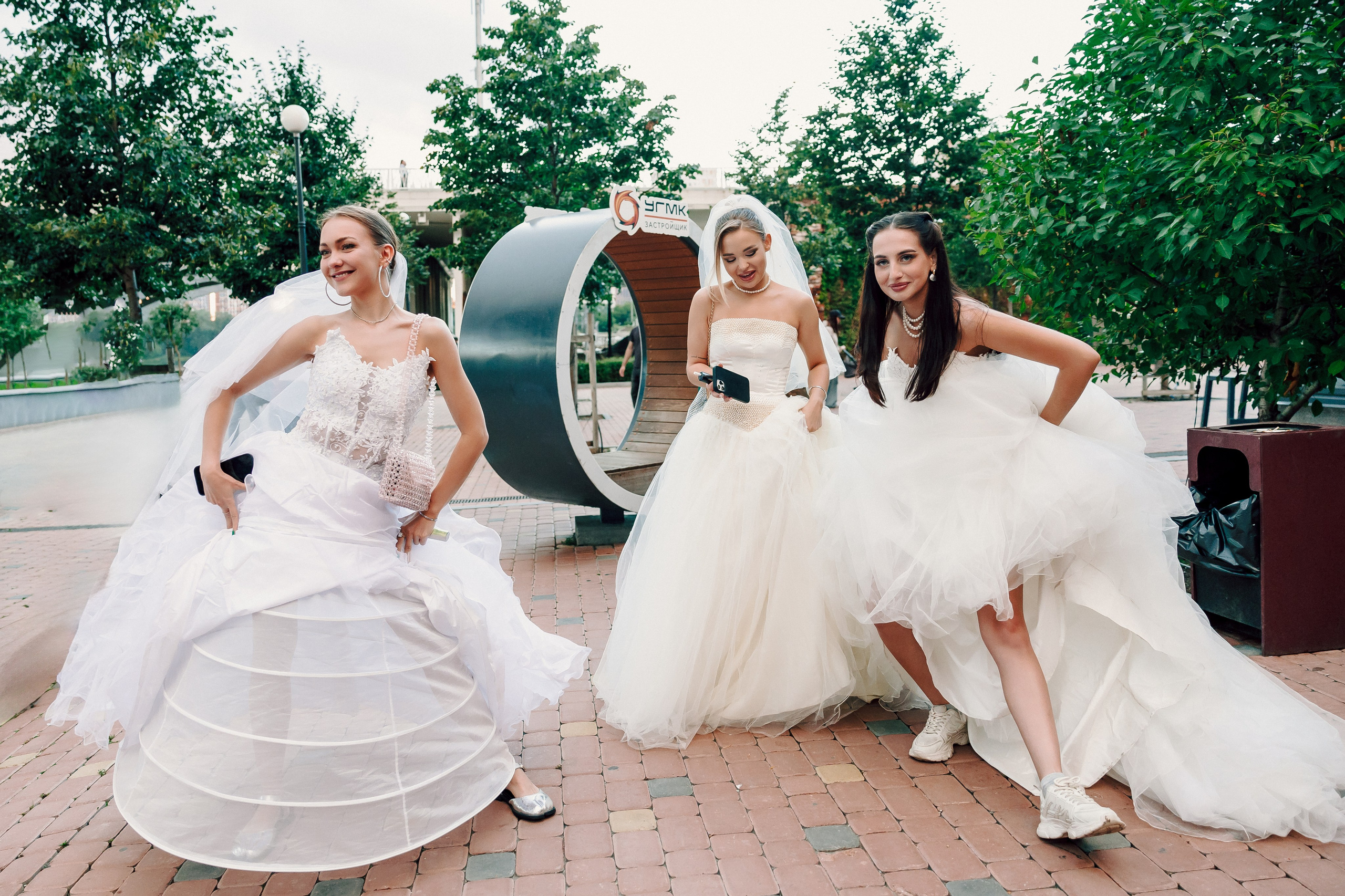 Проект — Девочки хотят хинкали. Лёшка Варзегов — фотограф