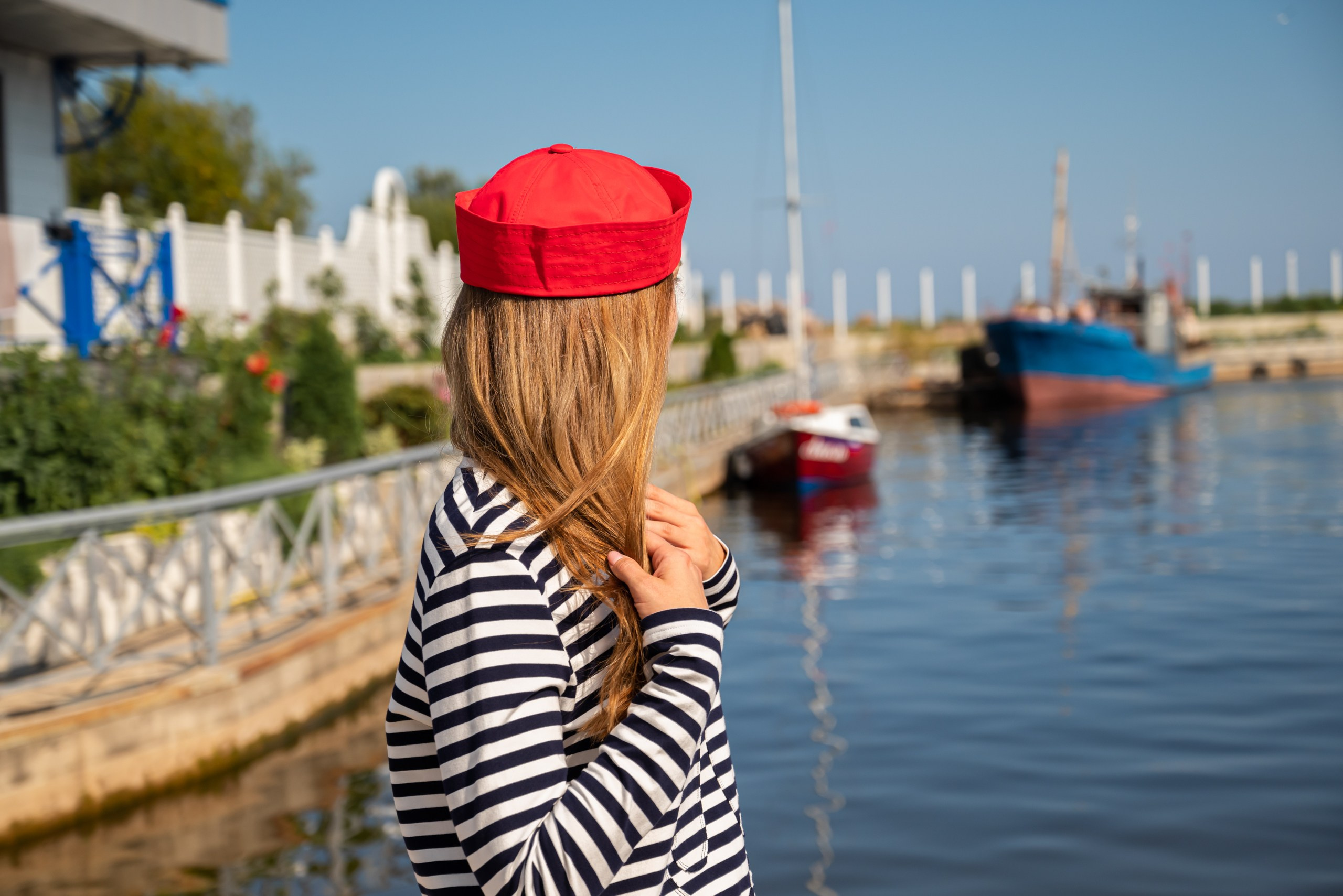 Аня с семьей для бренда одежды. Фотограф в Санкт-Петербурге, фотодни в СПБ