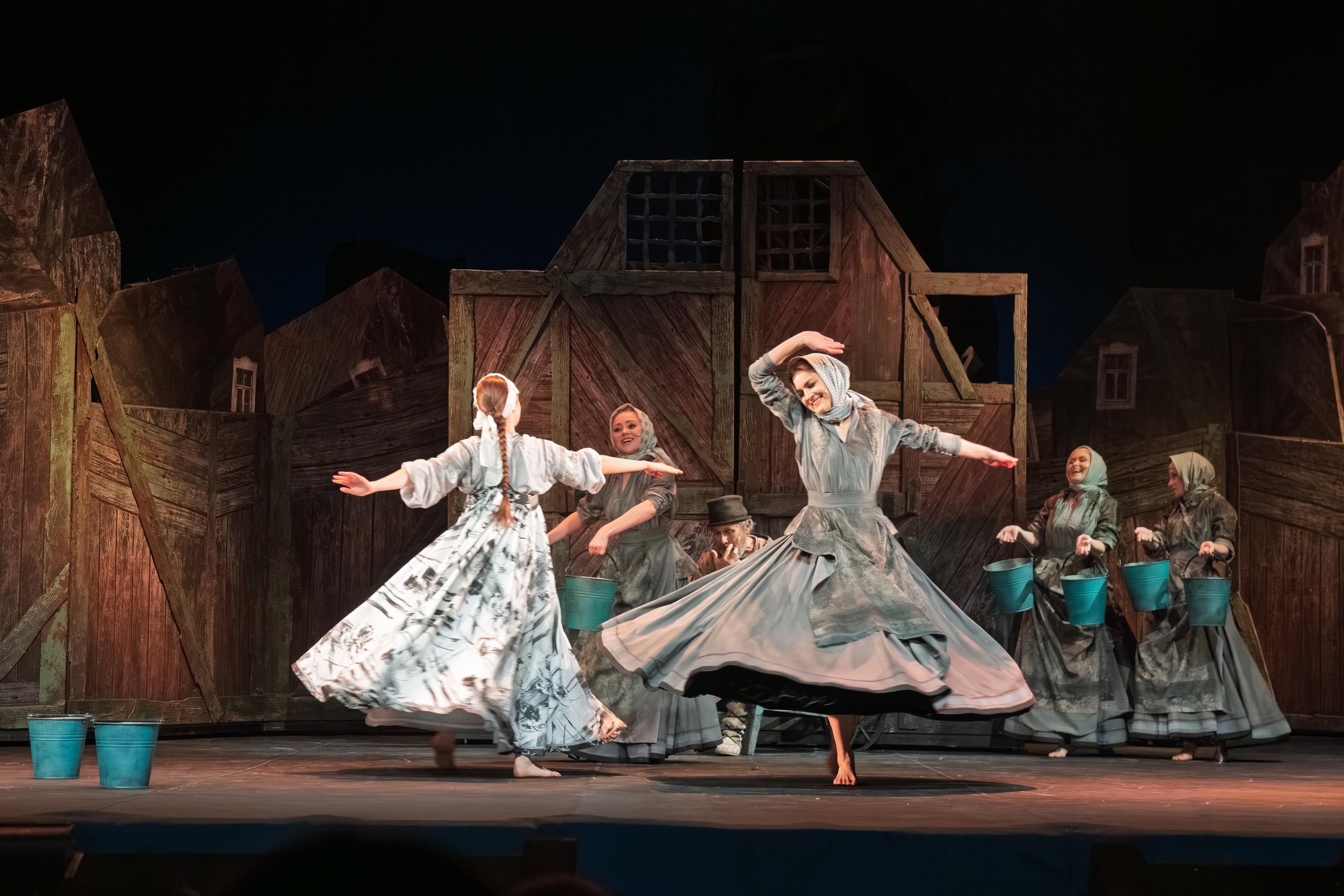 Театр Терезы Дуровой: Малахитовая Шкатулка. Сайт фотографа Сергея Абрамова