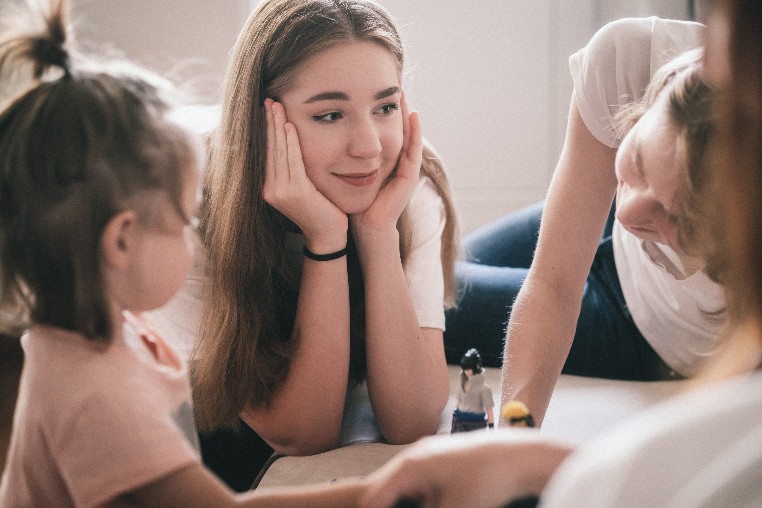 Евгений и Альбина с дочками. Фотограф в Москве Максим Скоробогатов