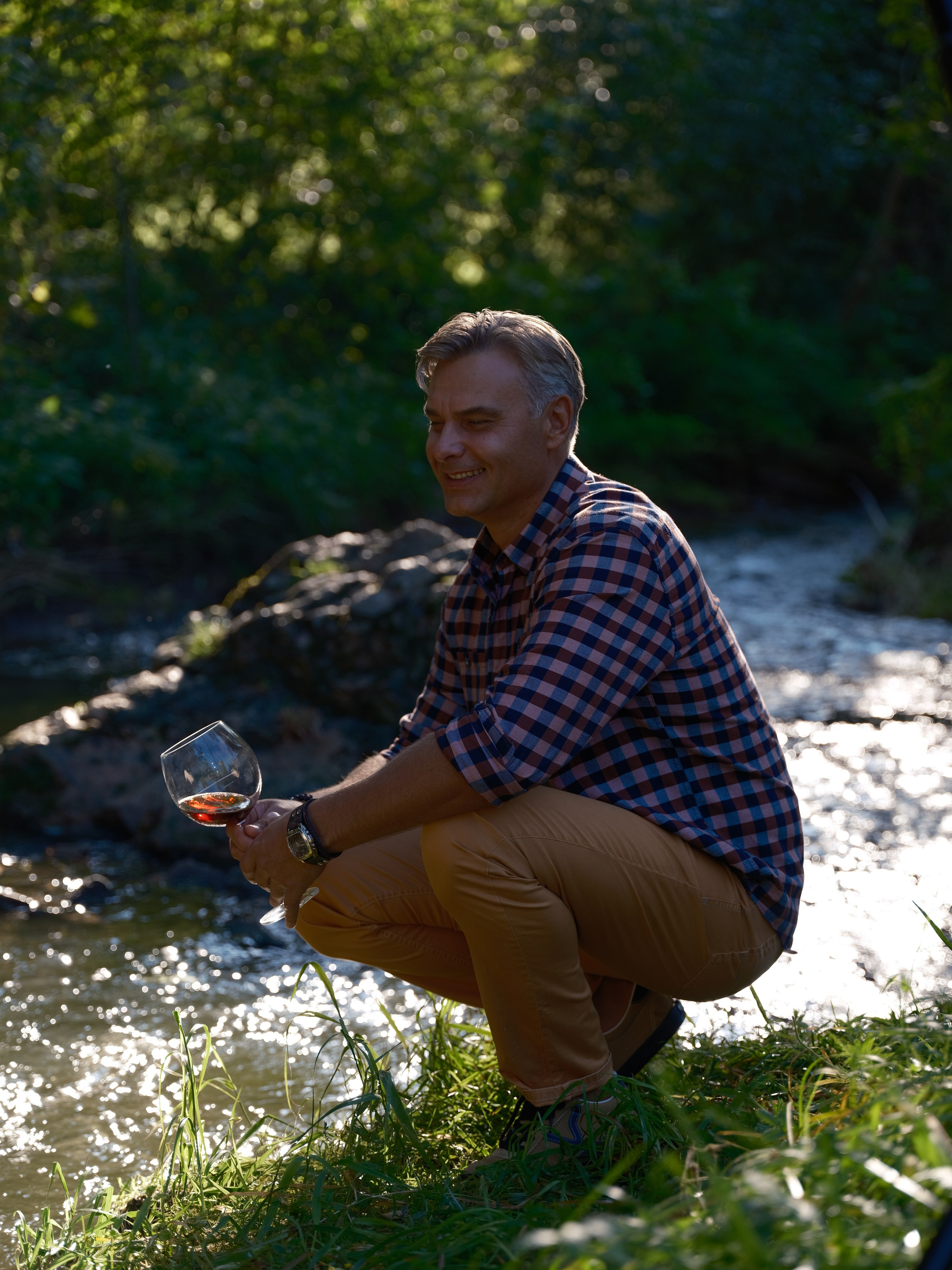 Вадим и вино. Фотограф в Москве и Праге: индивидуальные портреты, парные фотосессии