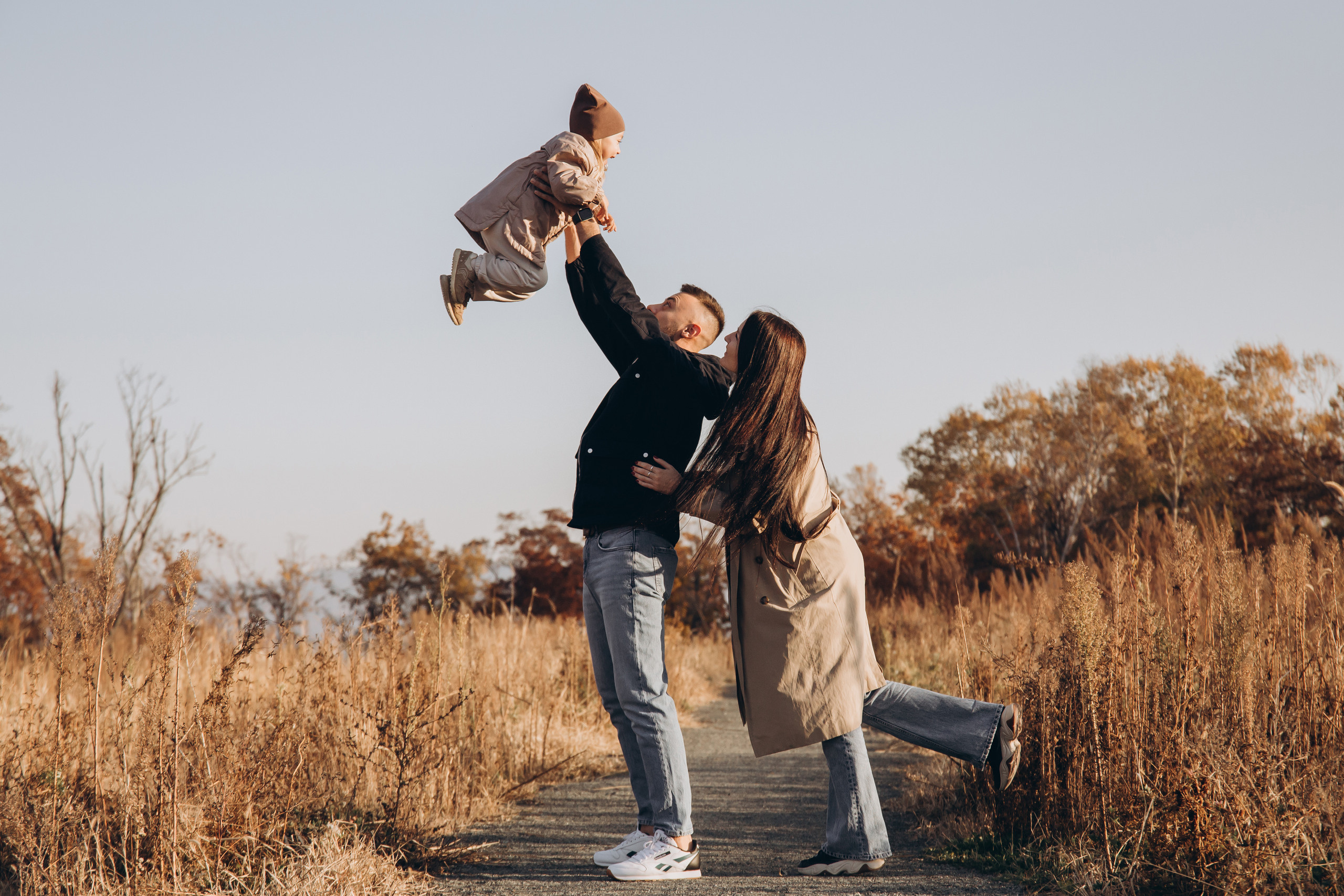 Влада, Глеб и Кира. Главная