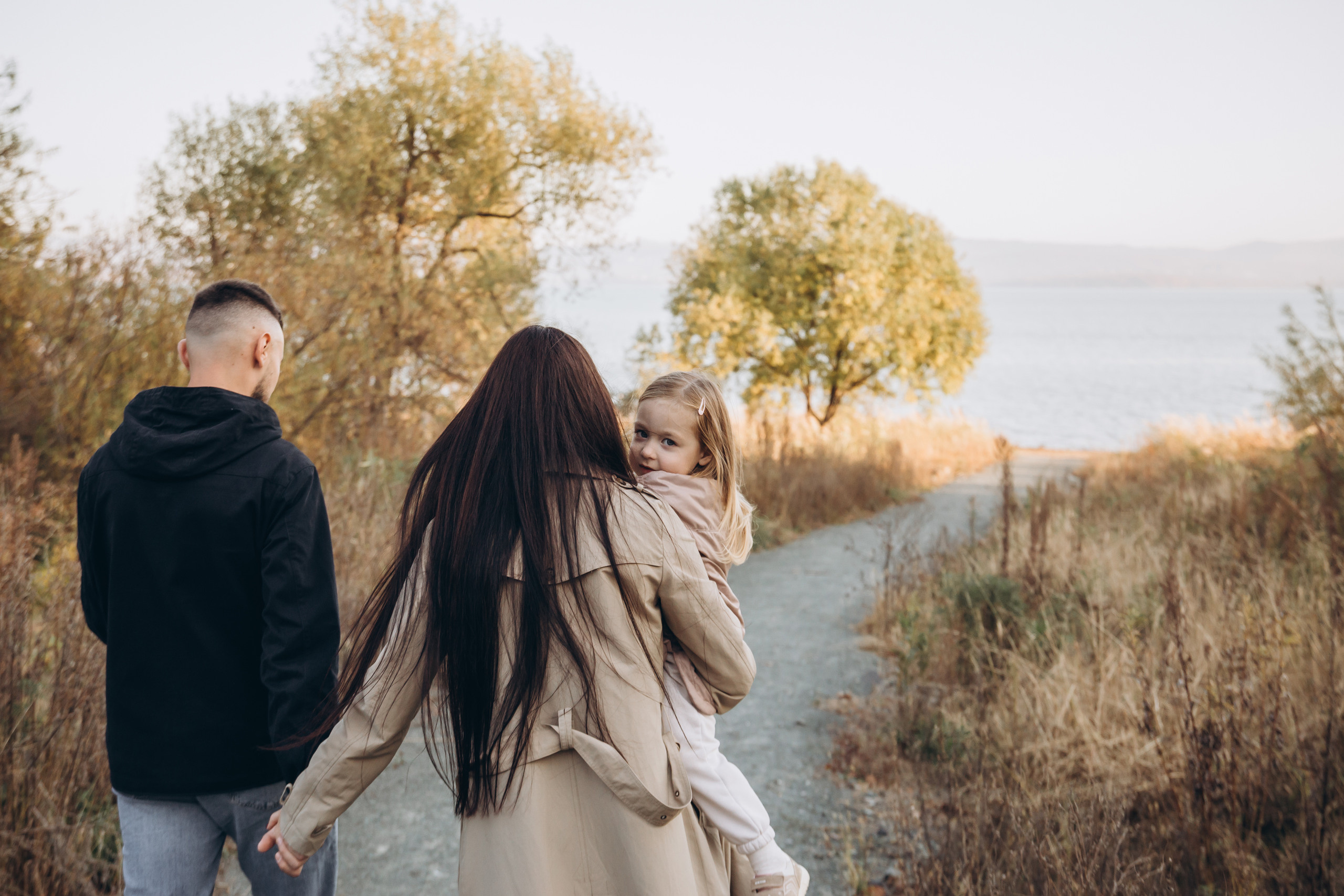 Влада, Глеб и Кира. Главная