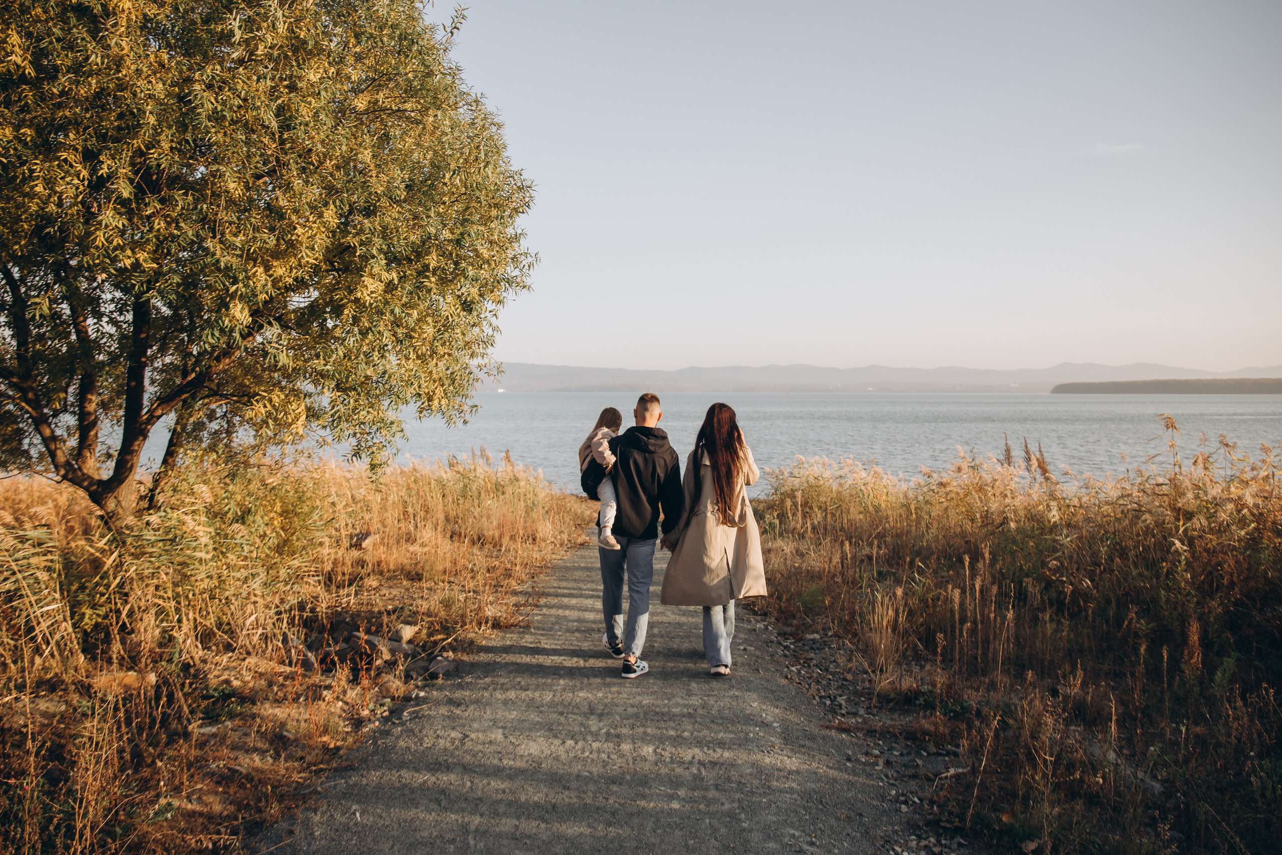 Влада, Глеб и Кира. Главная