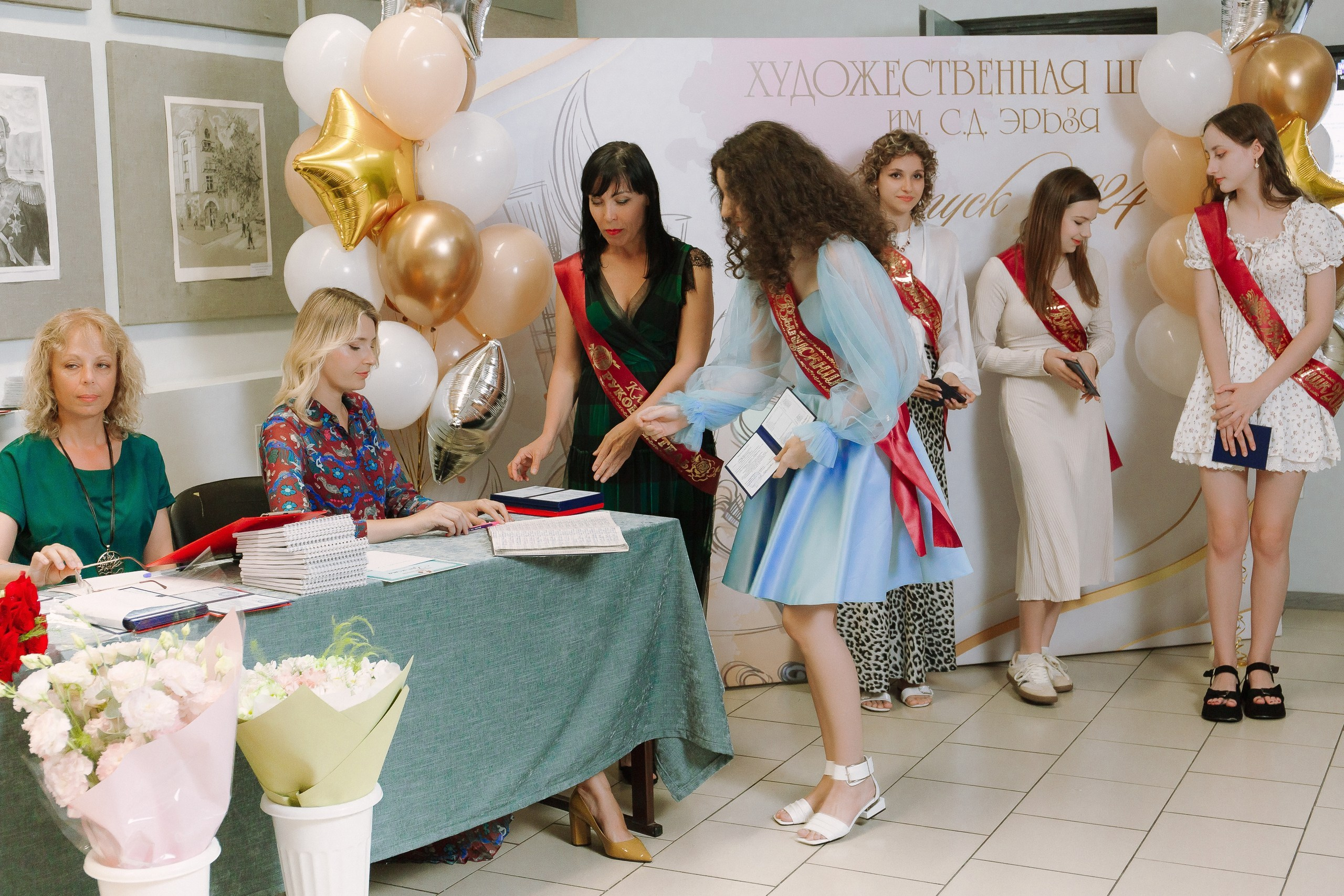 Выпускной в Художественной школе. Выпускные альбомы Натальи Бутко: Новороссийск, Анапа, Геленджик