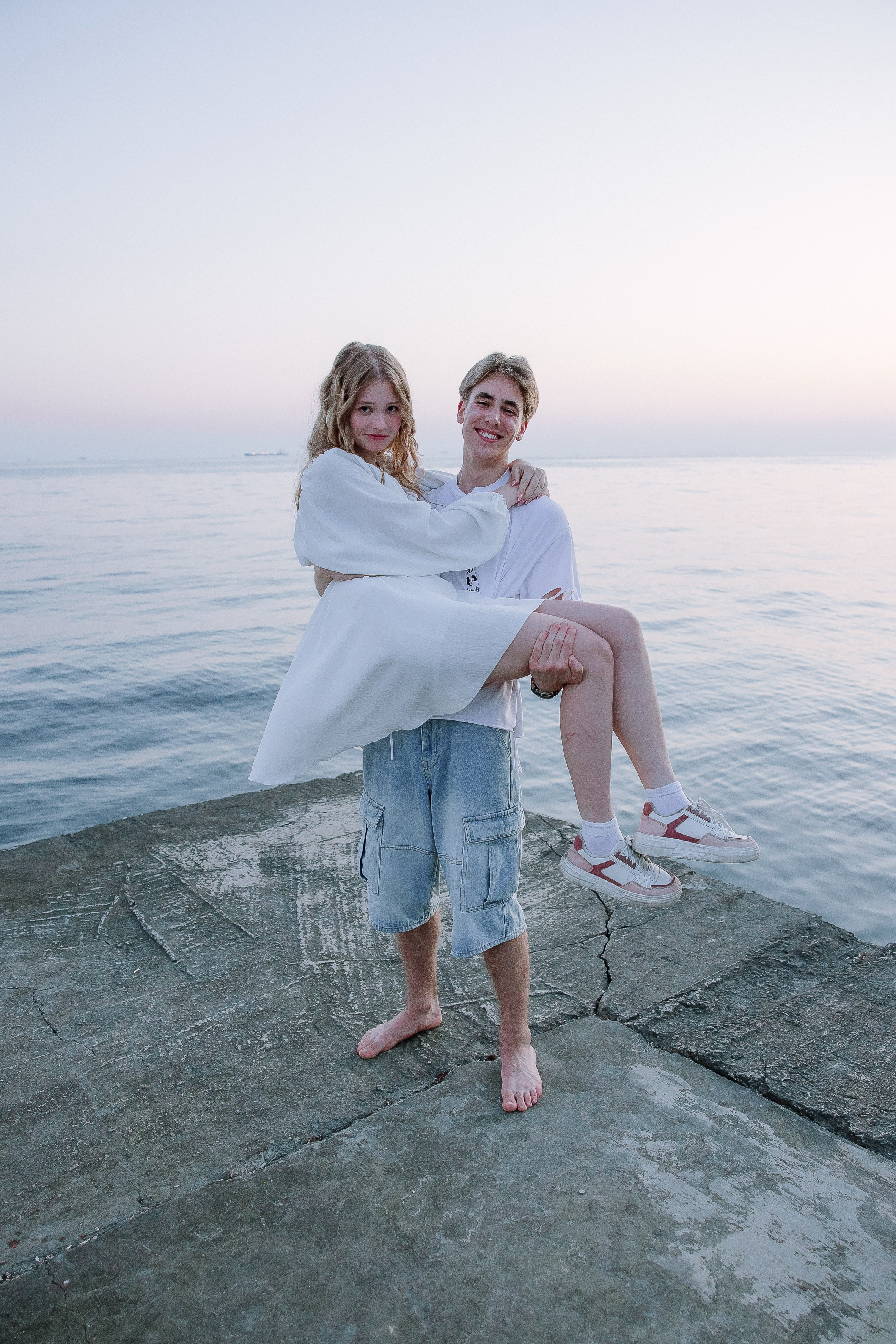 Скалы Широкая балка- старшая школа. Выпускные альбомы Натальи Бутко: Новороссийск, Анапа, Геленджик