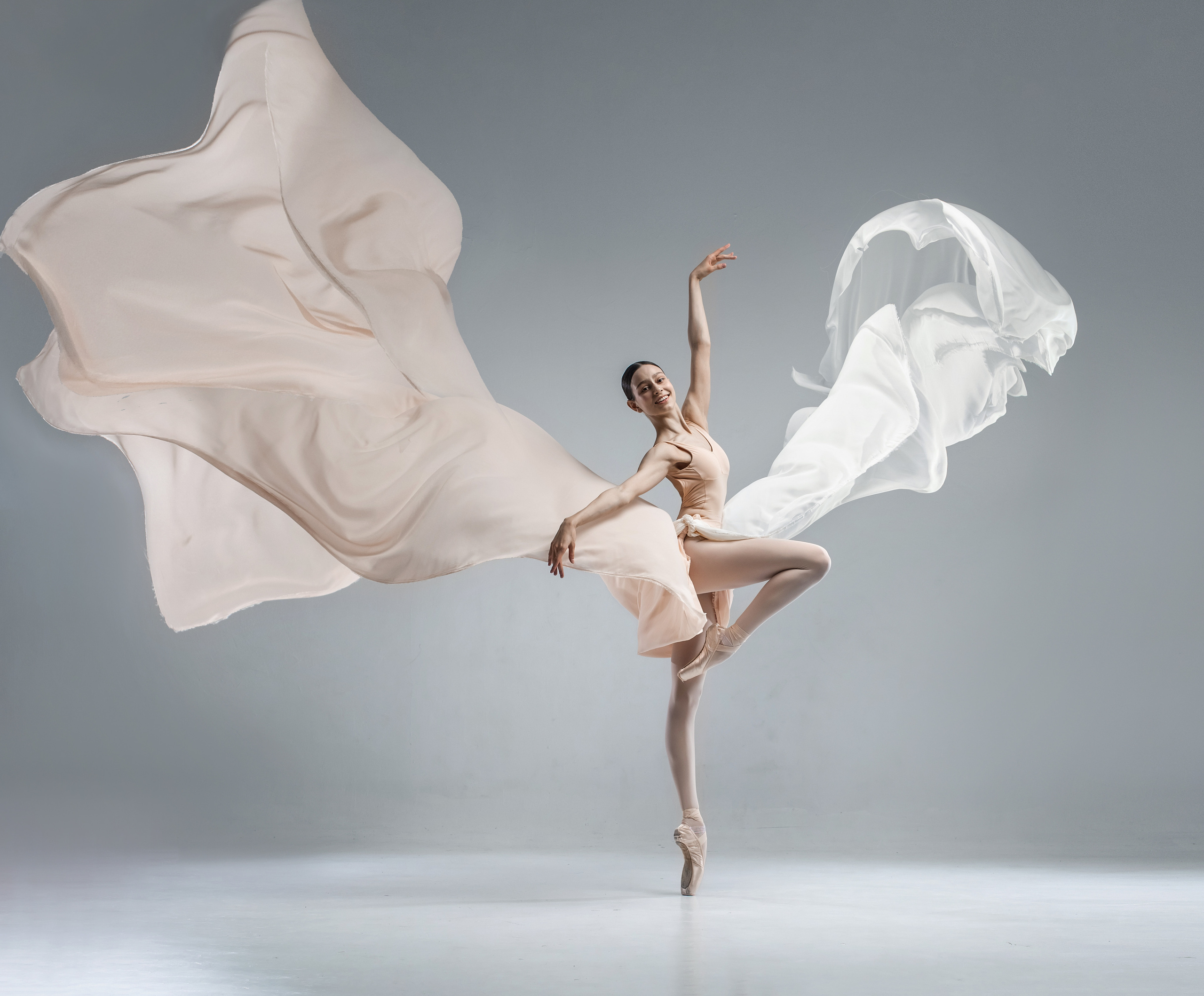 Балетная съёмка на белой циклораме и фонах. Балетный фотограф Алина Ханько — Душа Балета