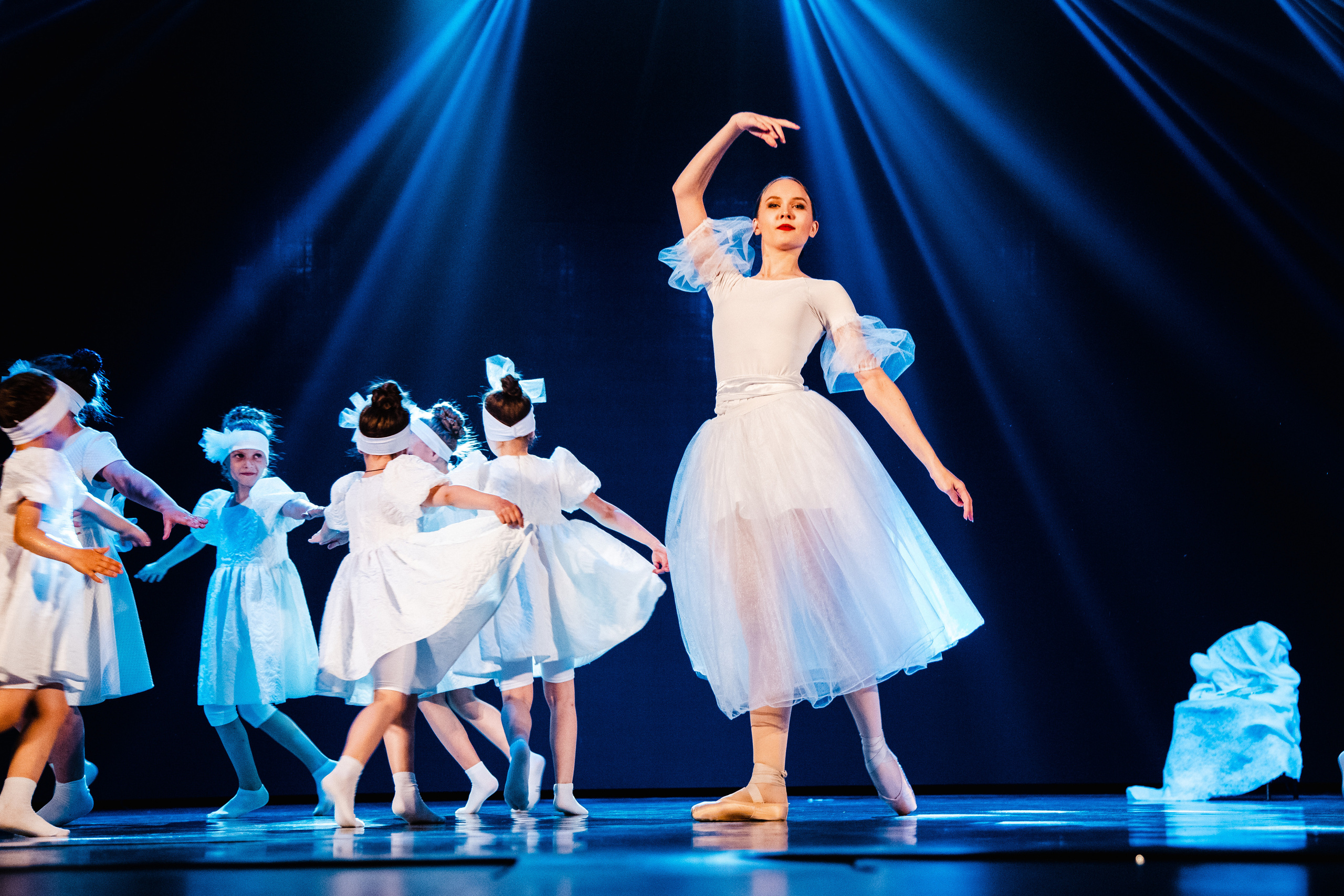 Отчетный концерт Очарование 2023. Роман Урумбаев фотограф Нижневартовск