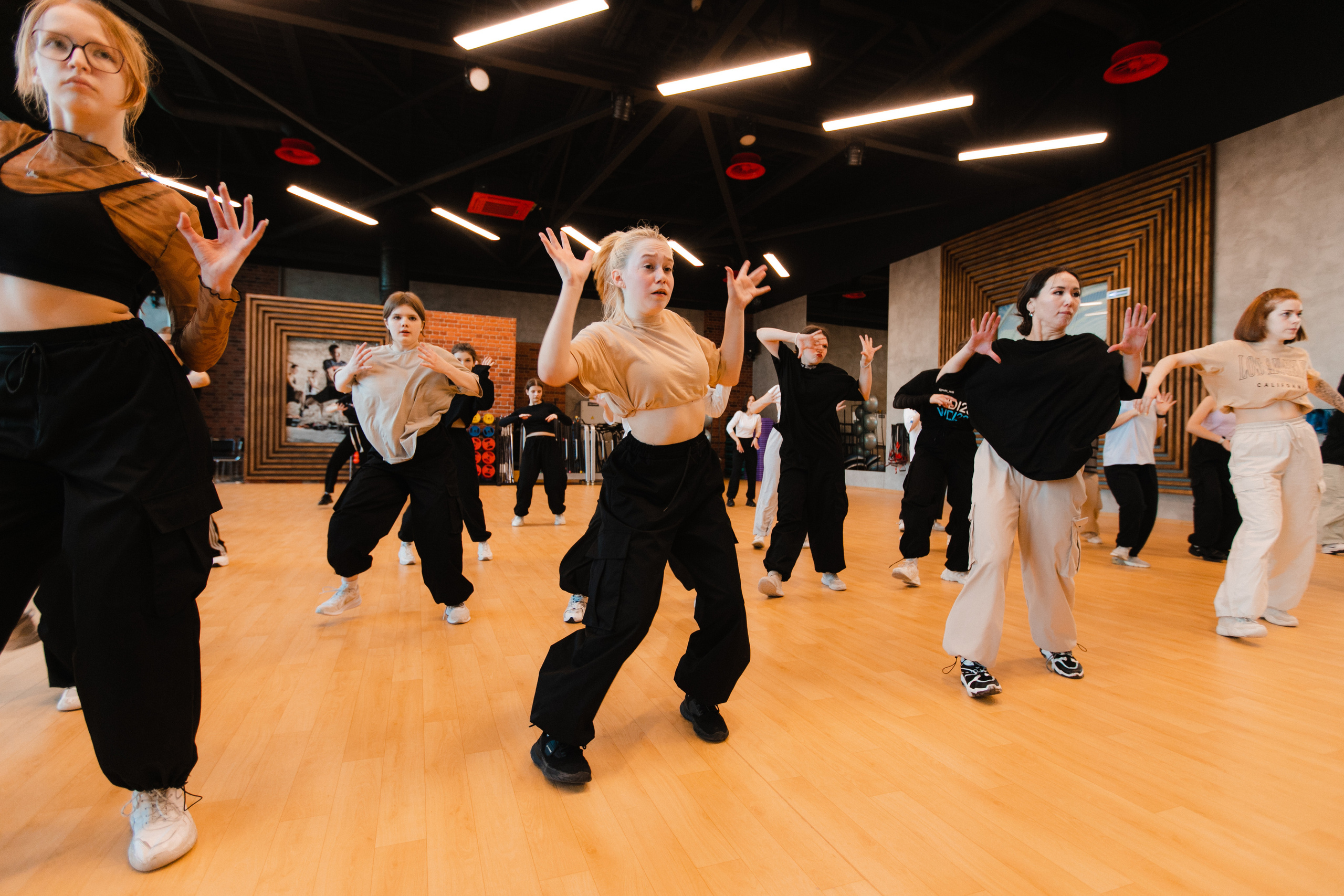 Мастер класс Лиза Лисица. Роман Урумбаев фотограф Нижневартовск