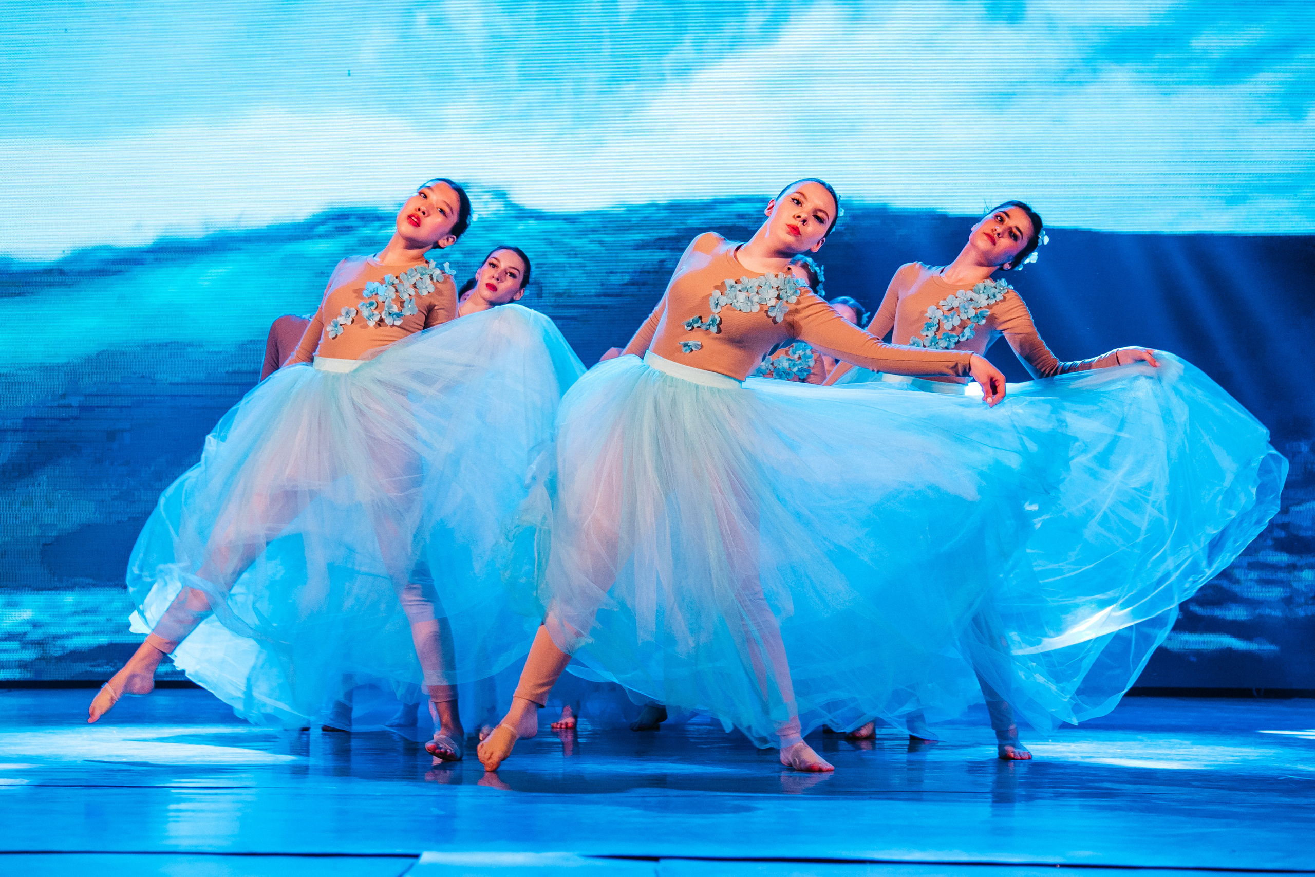 Отчетный концерт Очарование 2023. Роман Урумбаев фотограф Нижневартовск