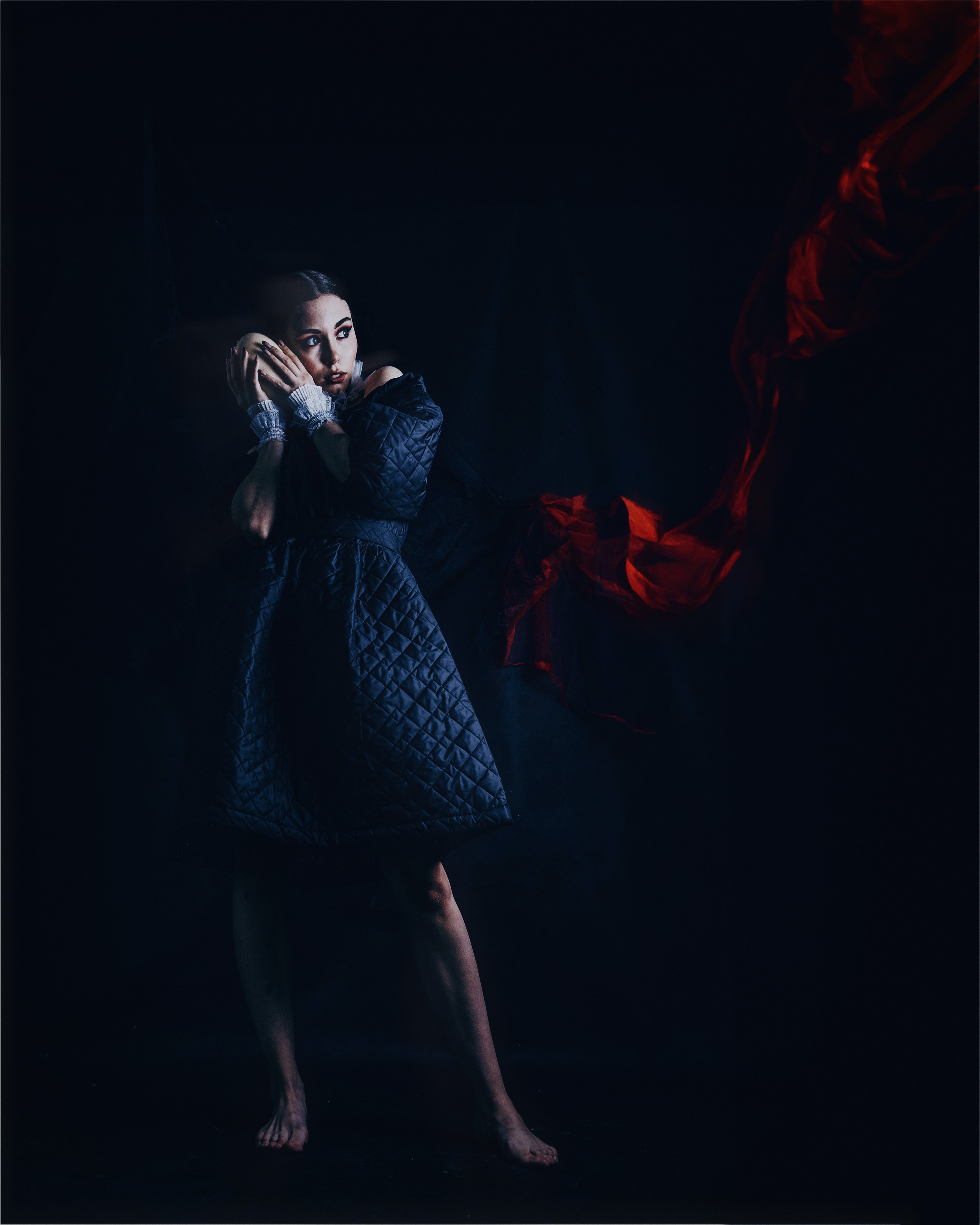 Креативная тематическая индивидуальная портретная съёмка. Фотограф Екатеринбург для вас или вашего бренда