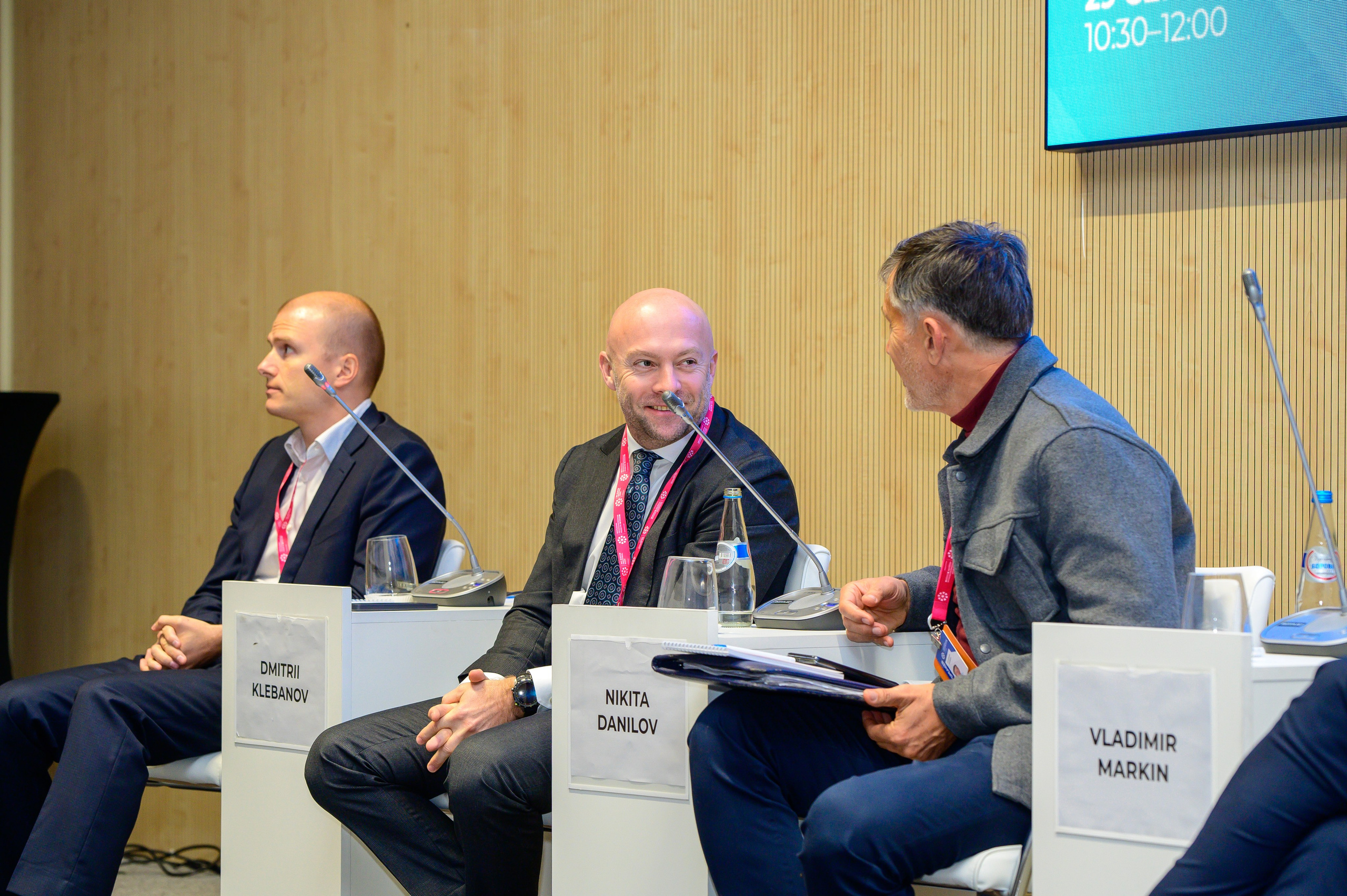 BigindustrialweekBelarus. Фотоуслуги, услуги фотографа, фотографирование важных событий