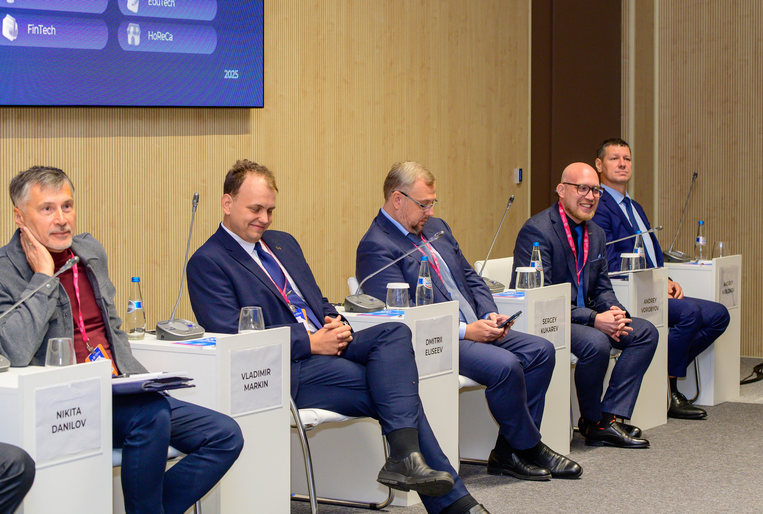 BigindustrialweekBelarus. Фотоуслуги, услуги фотографа, фотографирование важных событий