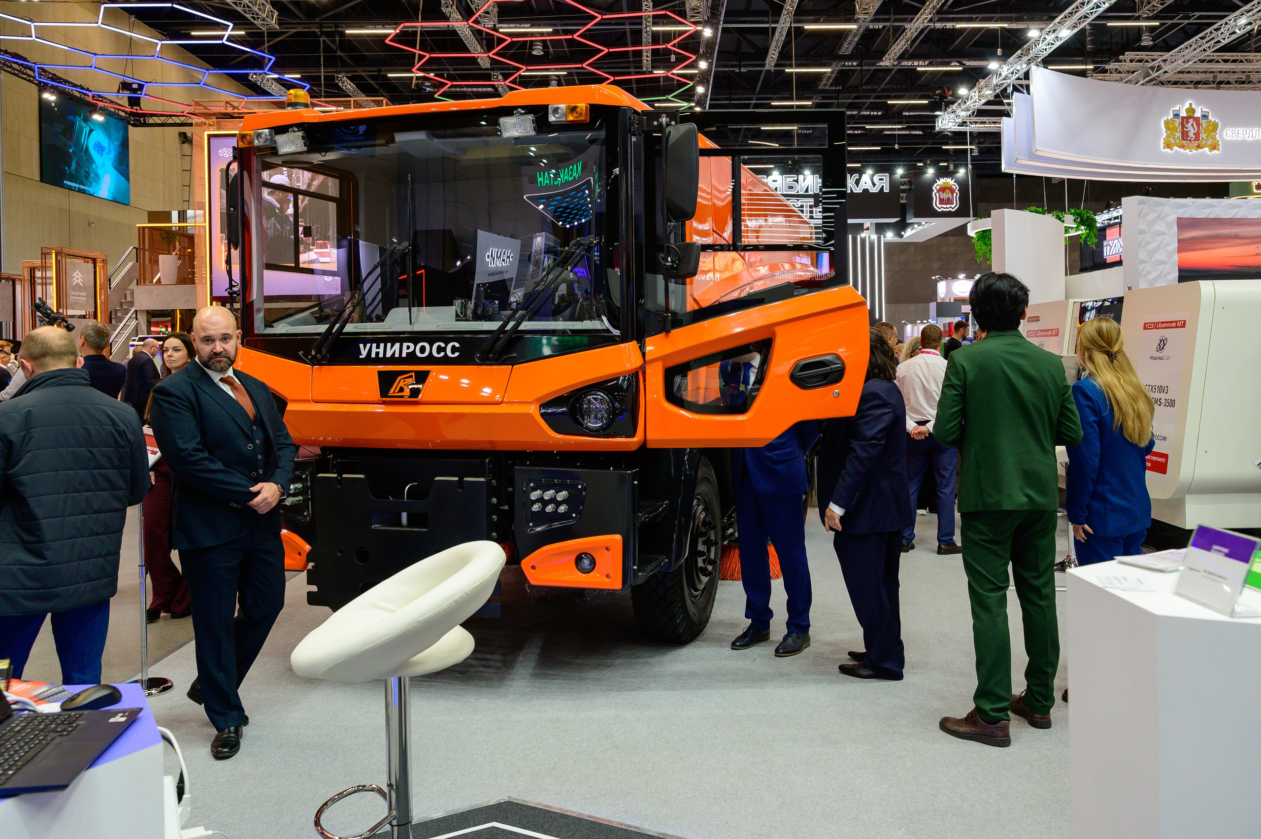 BigindustrialweekBelarus. Фотоуслуги, услуги фотографа, фотографирование важных событий