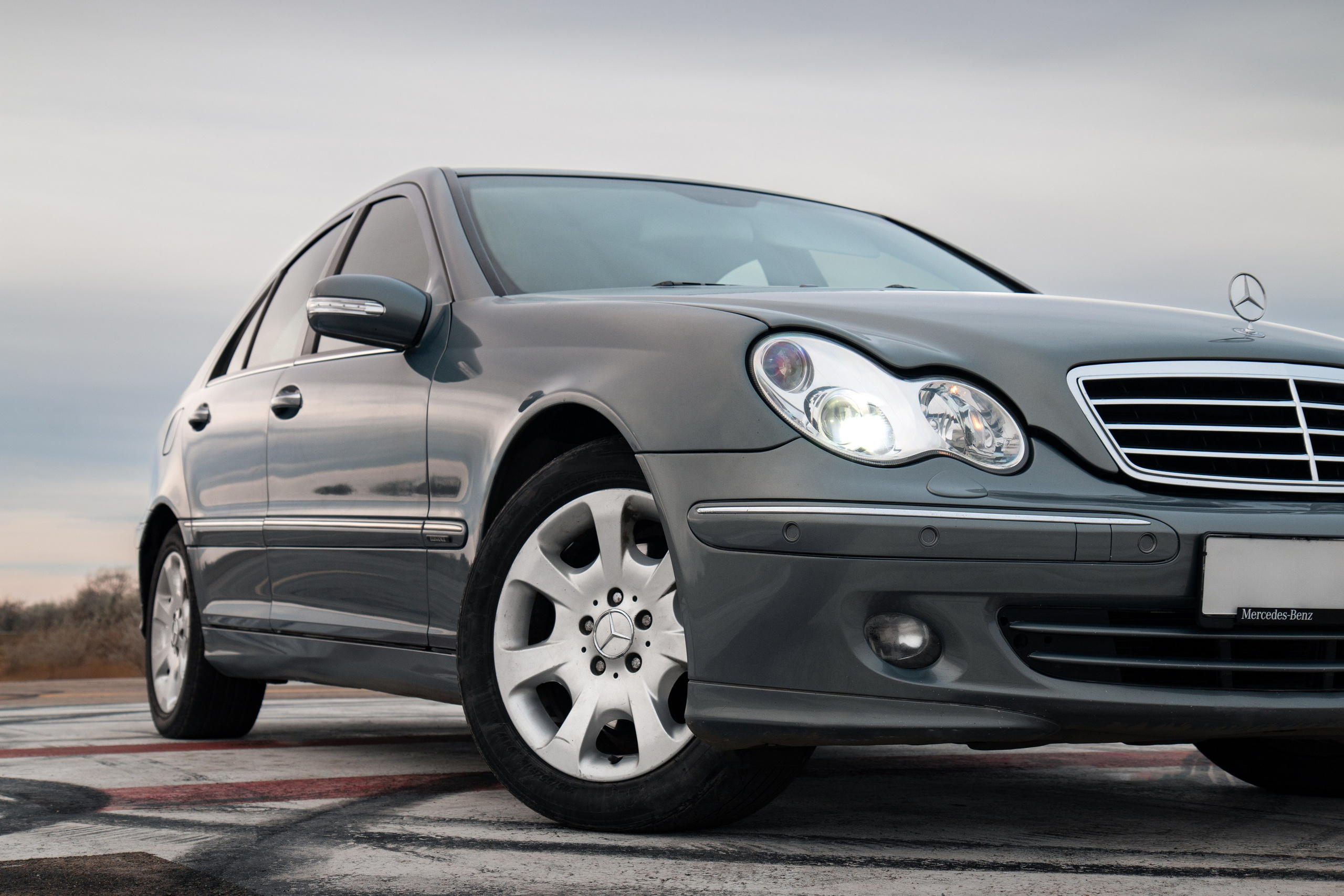Mercedes-Benz C280. Автомобильный фотограф и видеограф в Новосибирске|Александра Косухина