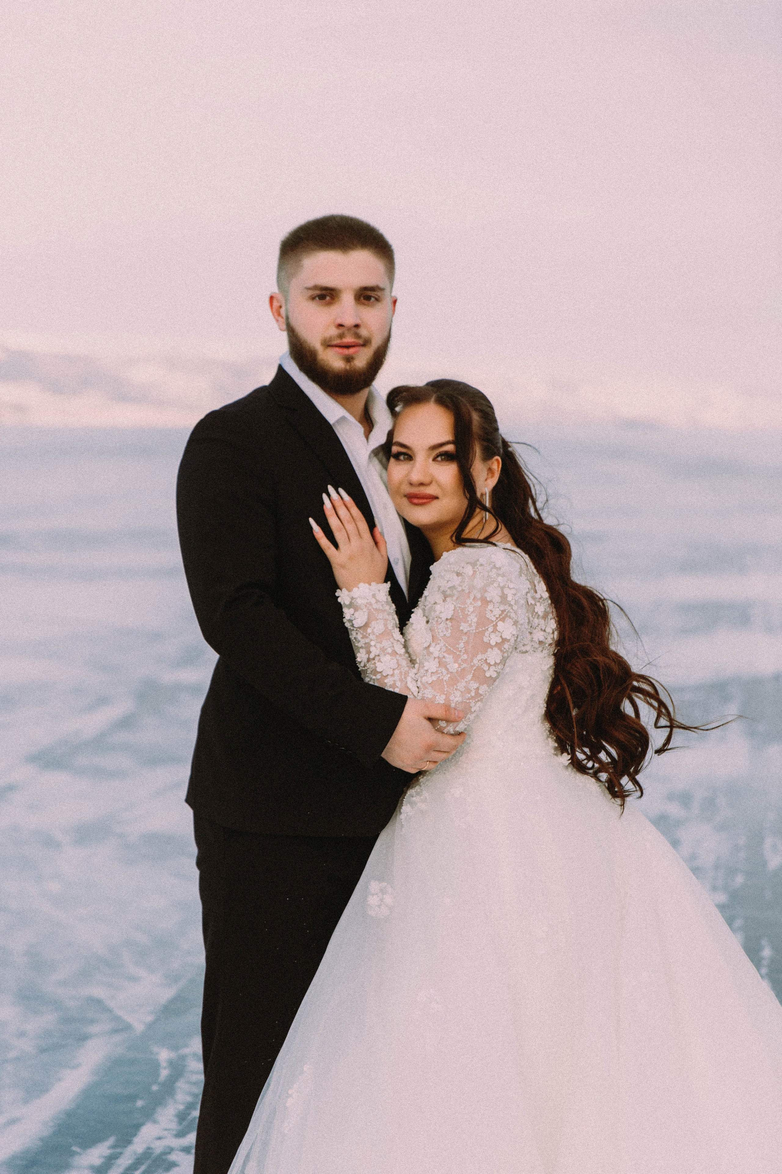 Свадебная зимняя съемка на Байкале. Главная