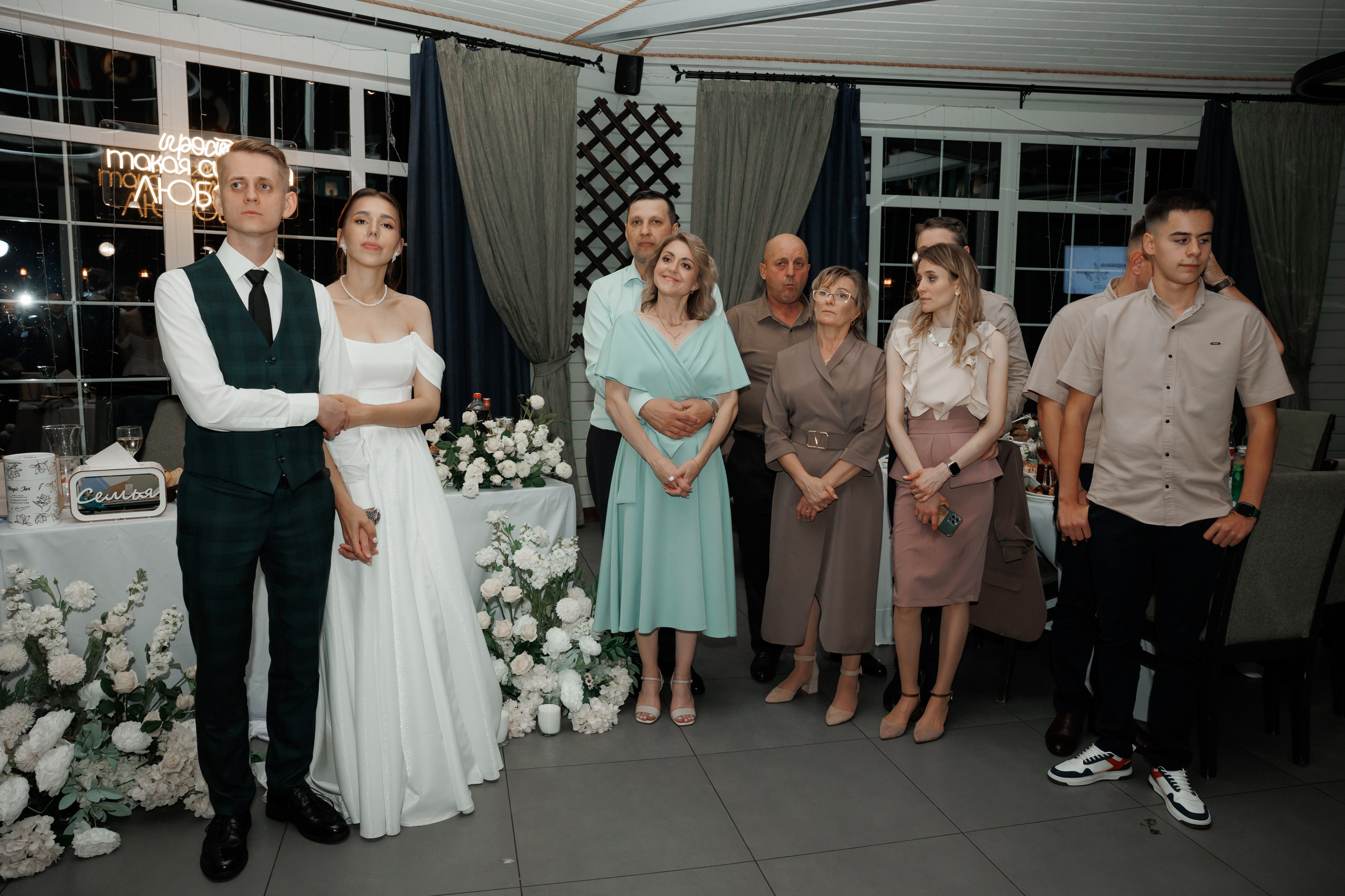 Регистрация в отеле Fish Point, ЗАГС Бутово, прогулка в Остафьево. Свадебный и репортажный фотограф (Москва, Королев и другие)