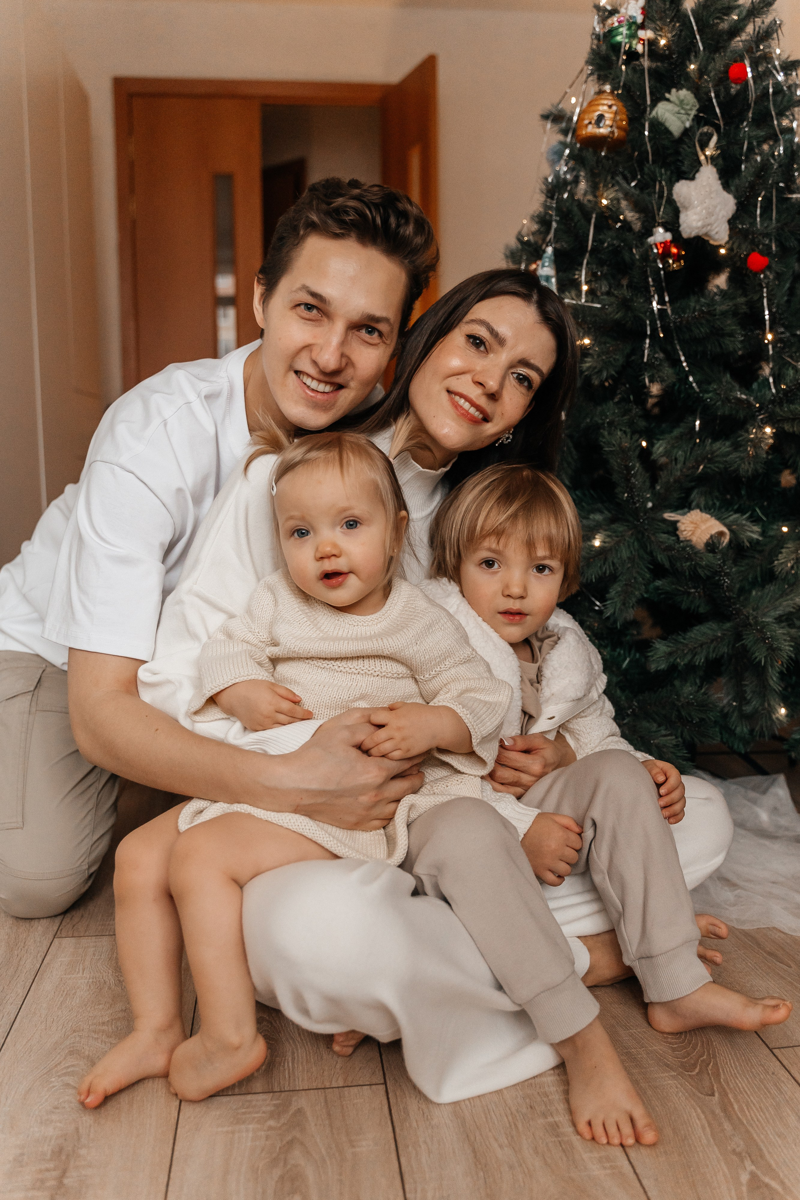 Саша, Женя, Лёва и Марта. Волик Мария