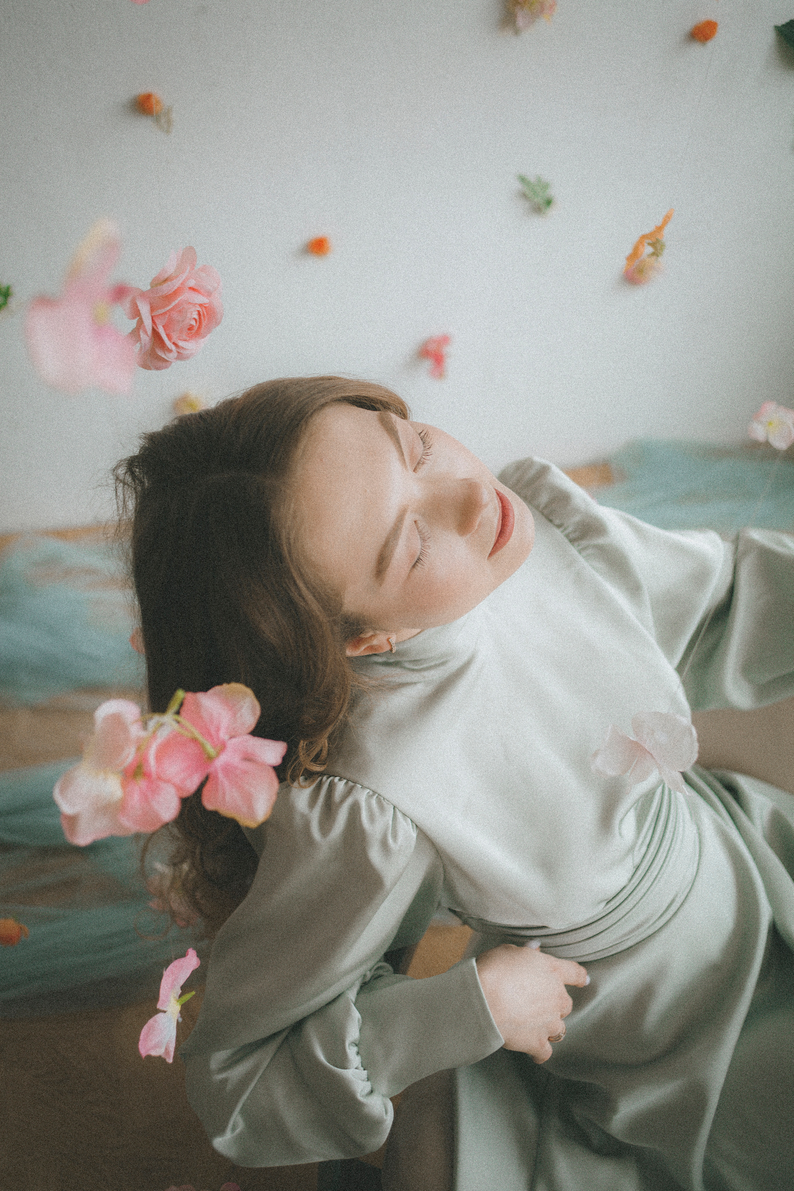 В цветах. Фотограф в Туле Шапка Полина