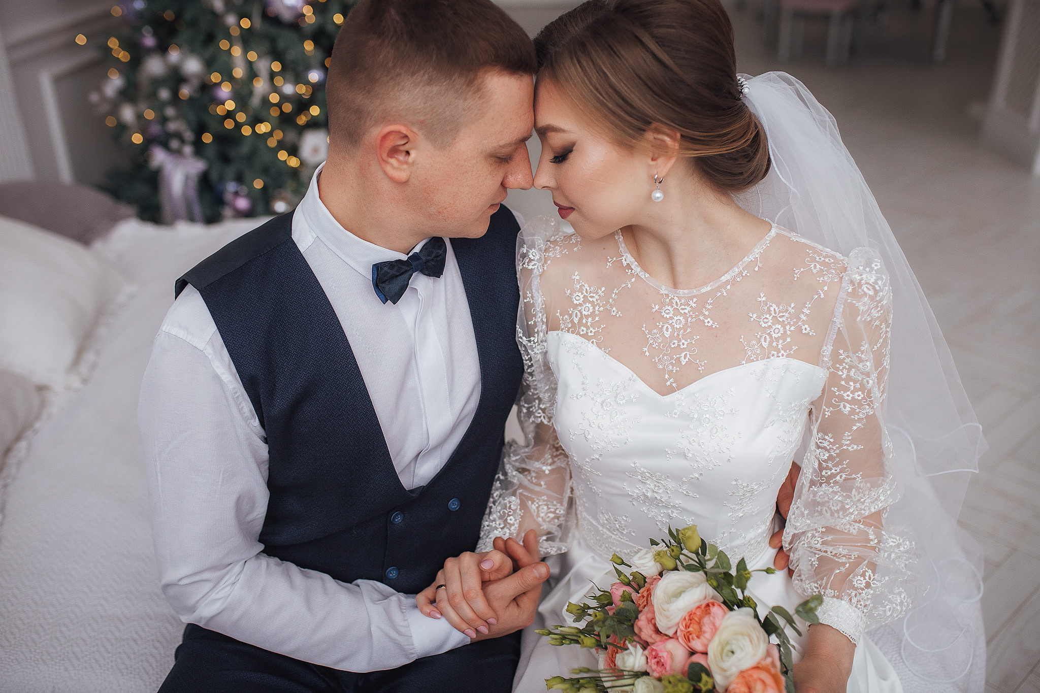 Свадебная фотосессия в студии Екатерина и Никита. Семейный и свадебный фотограф в Донецке Елена Гордеева