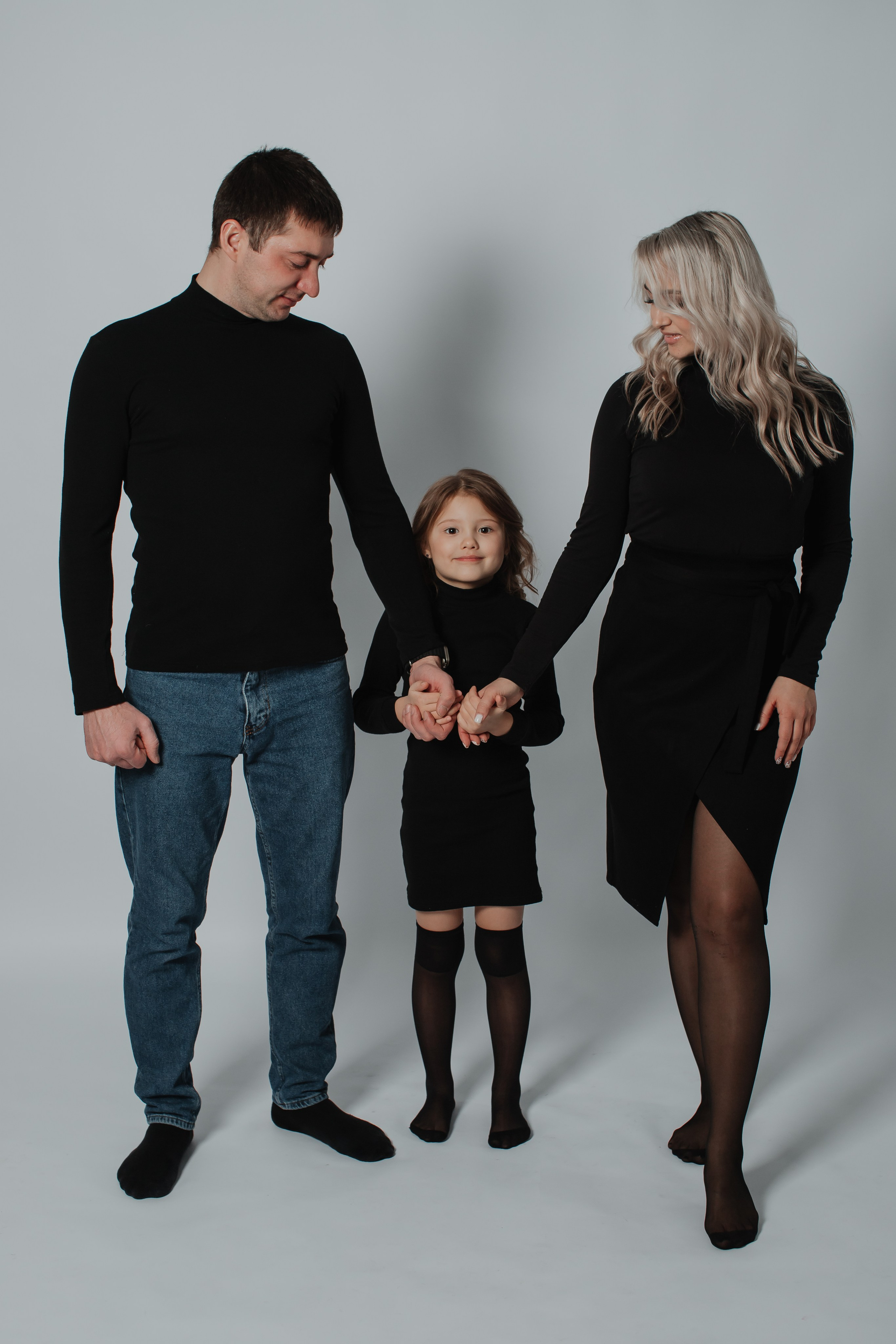 Александр, Ксения и Алина. Фотограф Arina Elatova