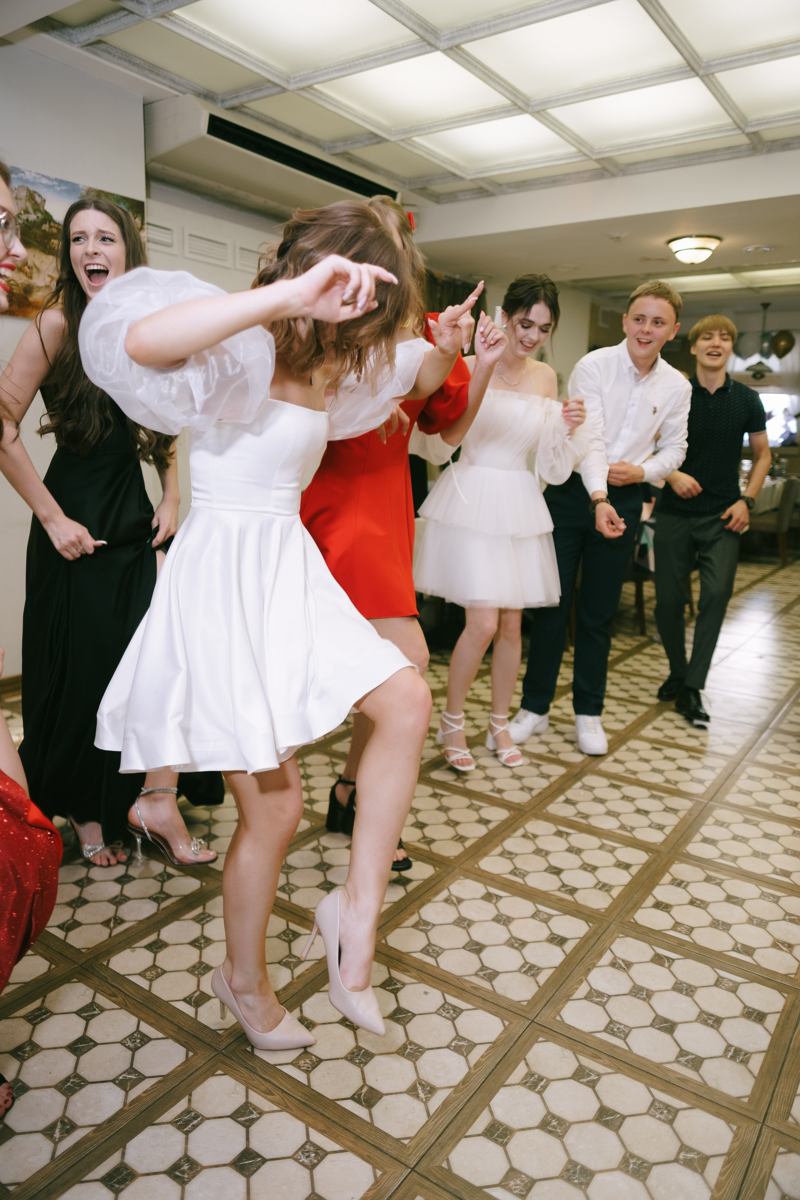 Выпускной школа 33. Свадебный и репортажной фотограф Денис Ожигин в Краснодаре и Краснодарском крае