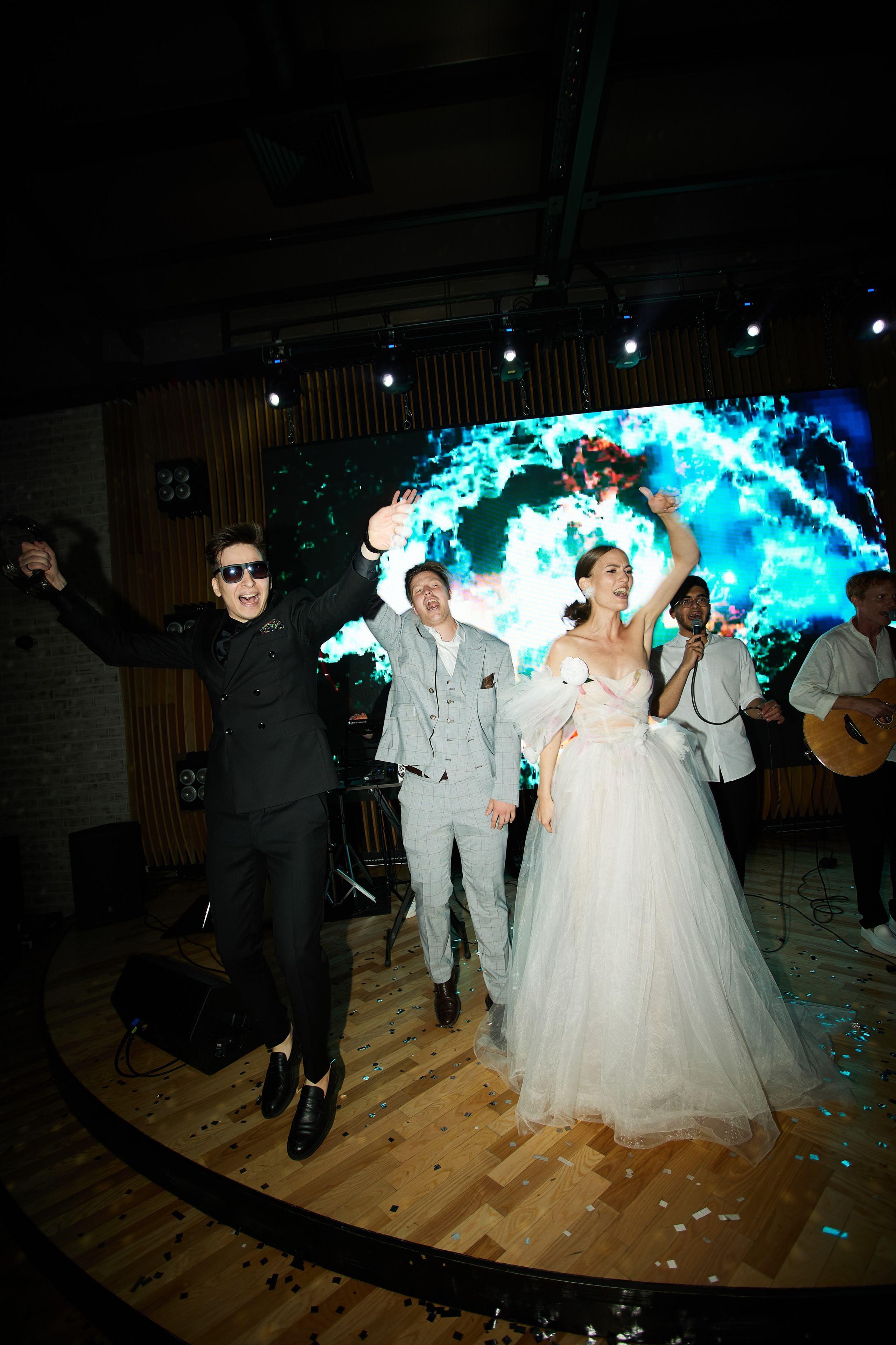 Misha & Nadia. Шумега Василий — амбассадор вайбовых вечеринок