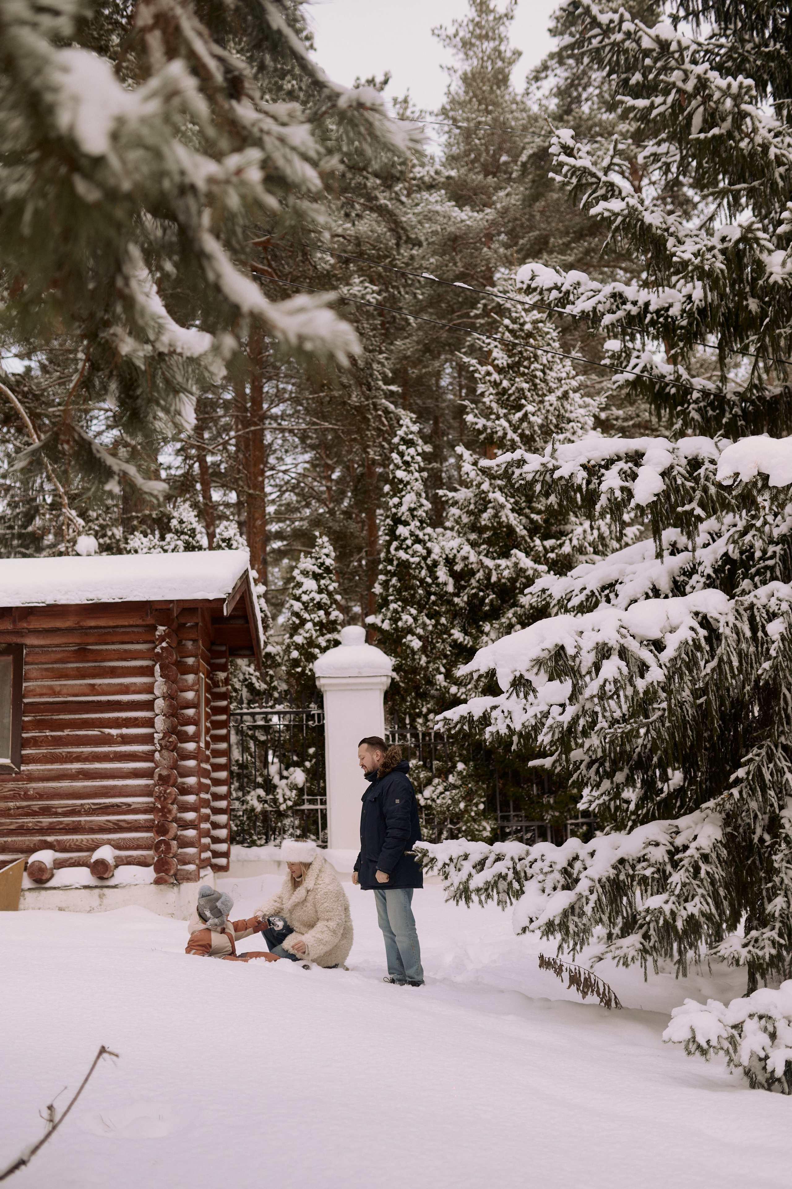 Паша, Света и Марк на зимней прогулке. Семейный и свадебный lifestyle-фотограф в Москве Мария Петрова