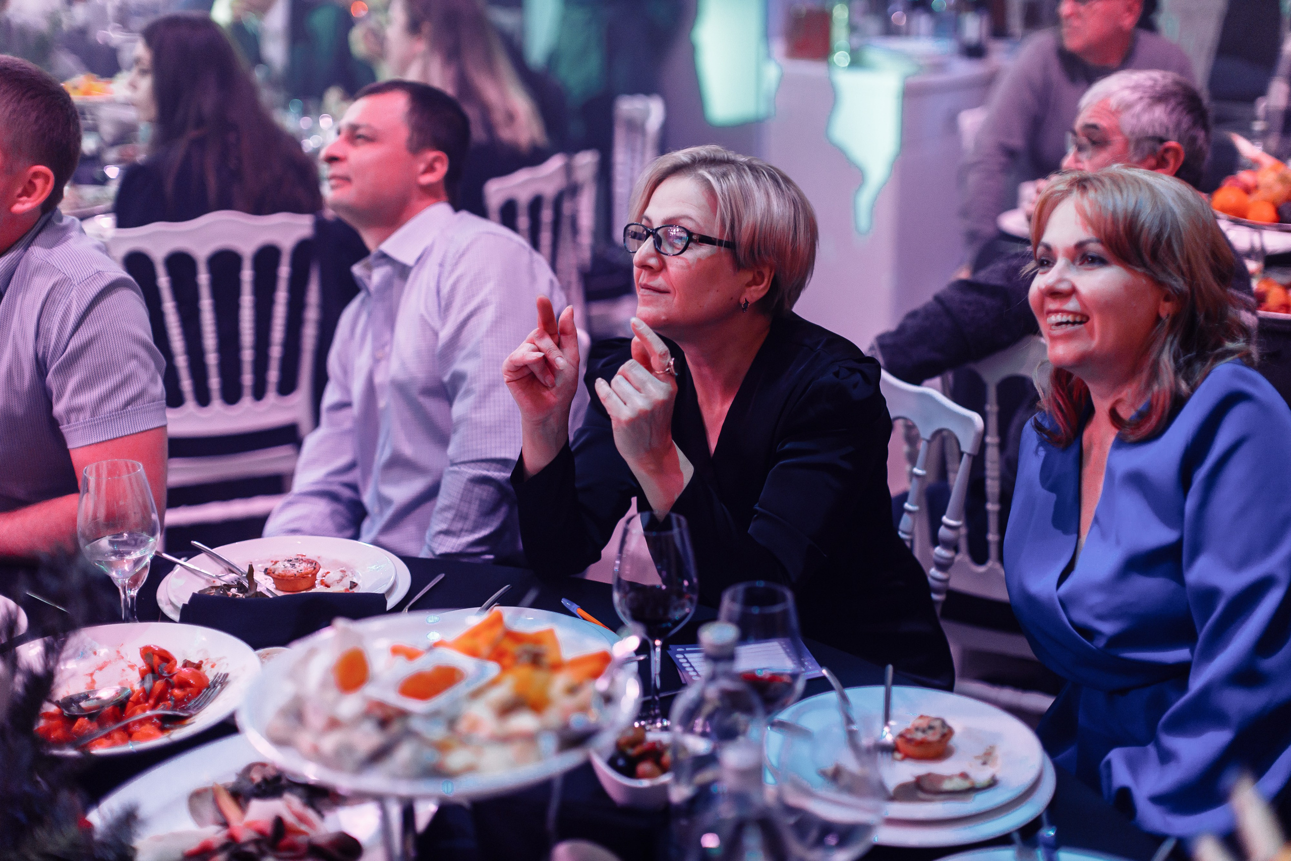 Корпоратив ПолСтраны. Свадебный и портретный фотограф в Королёве Сергей Чихарев