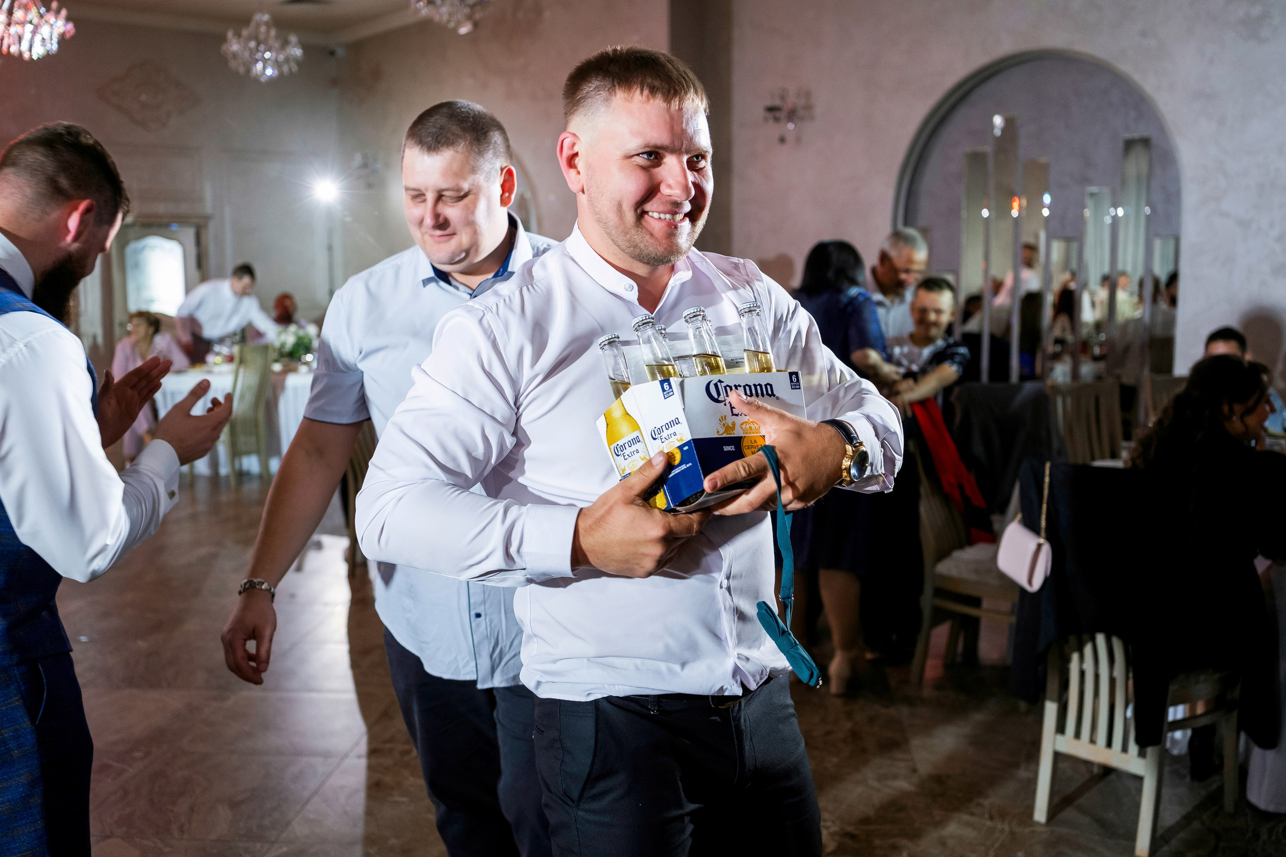 Илья и Мария. Свадебный фотограф | репортаж | праздники | крещение