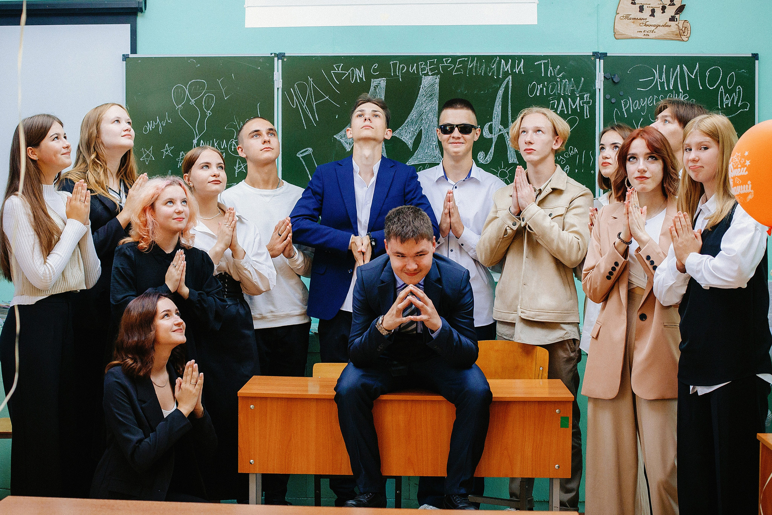 Выпускные альбомы старших классов Искитим Бердск Новосибирск. Выпускные альбомы Искитим, Бердск и Новосибирск Крюкова Елена