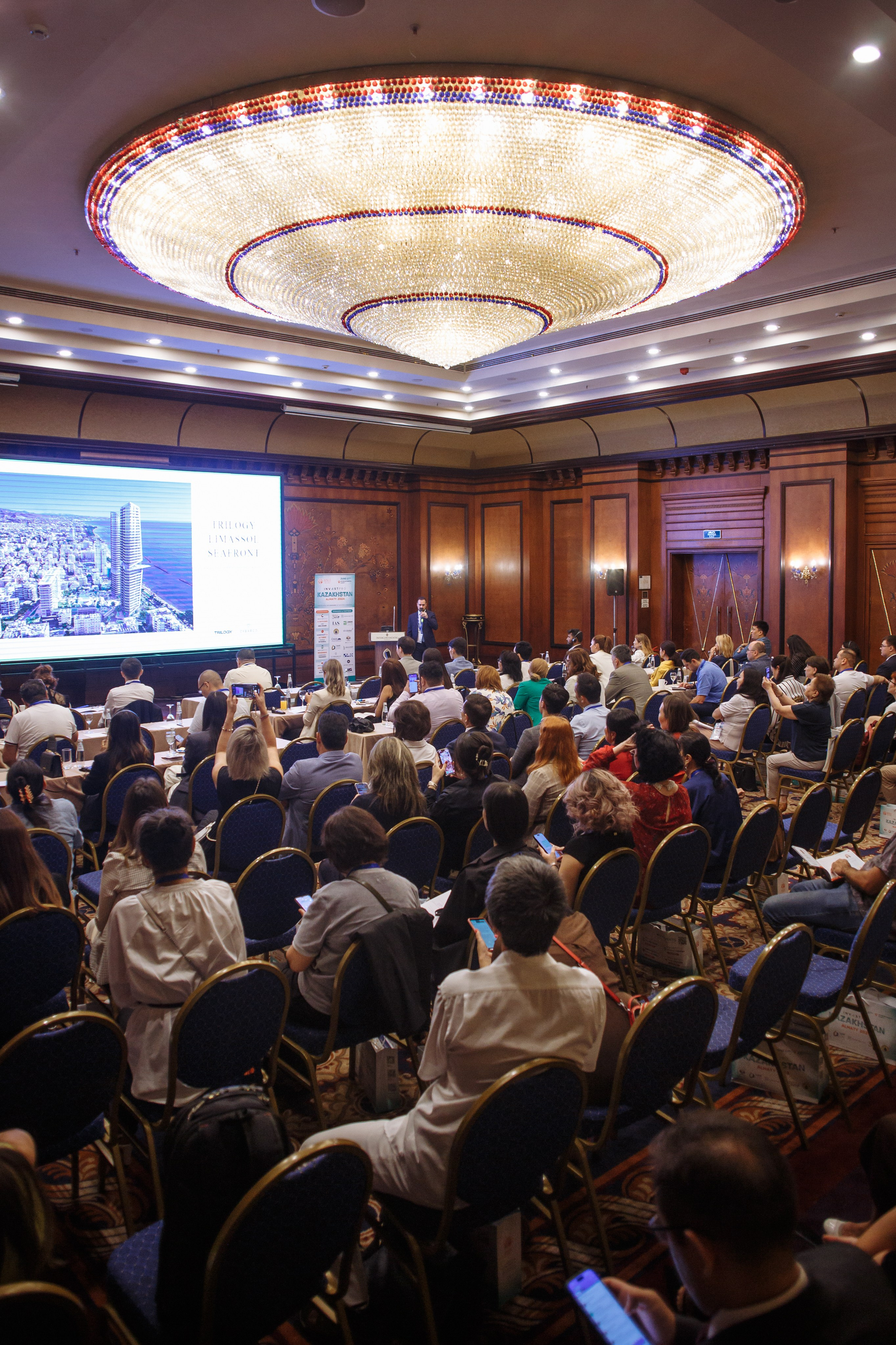 Фоторепортаж Bosco conference. Коммерческий и репортажный фотограф в Алматы — Jora Abramov