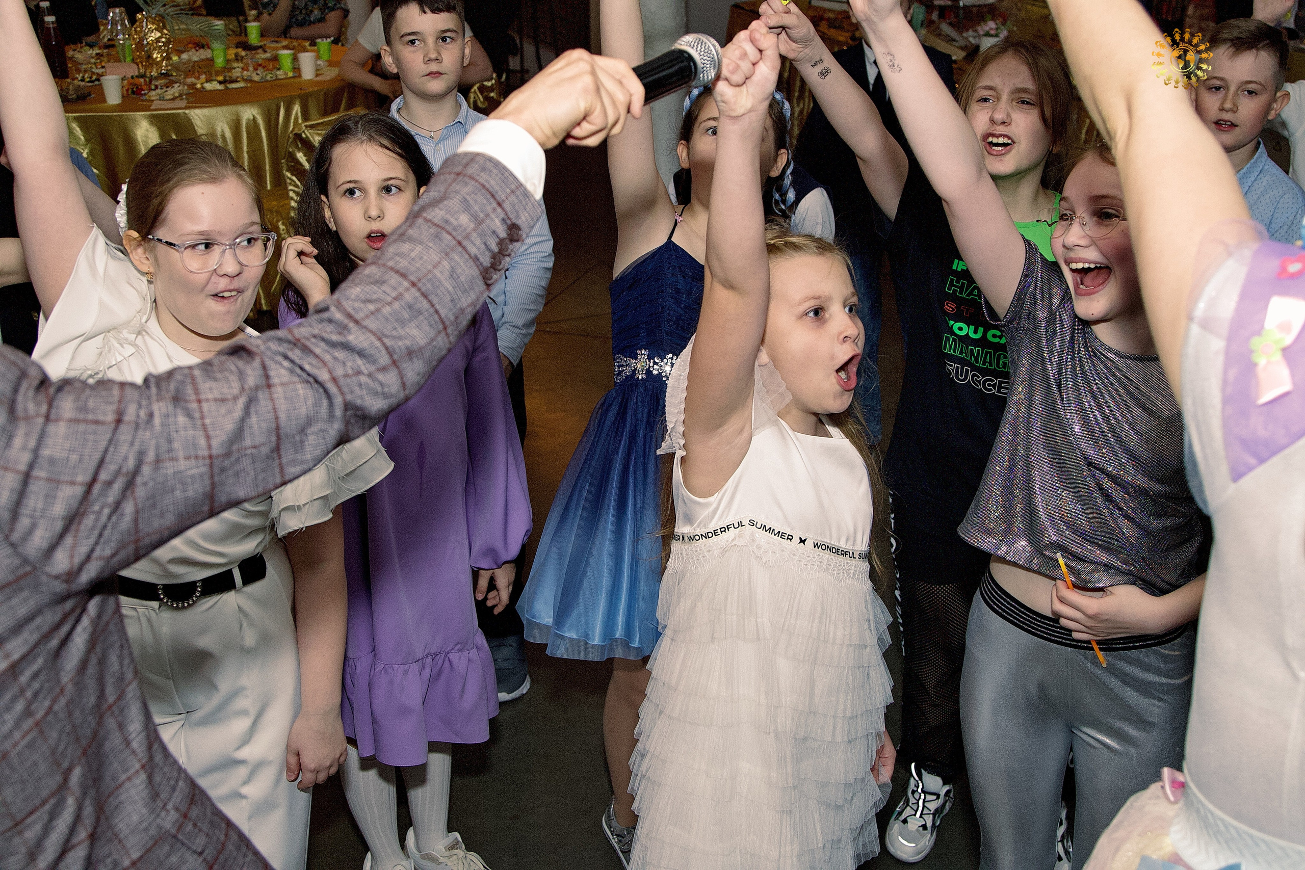 Выпускной 2023 (4-й класс, ММШ). Клуб Royal. Москва. Репортажная съемка в Москве и области. Анималистика