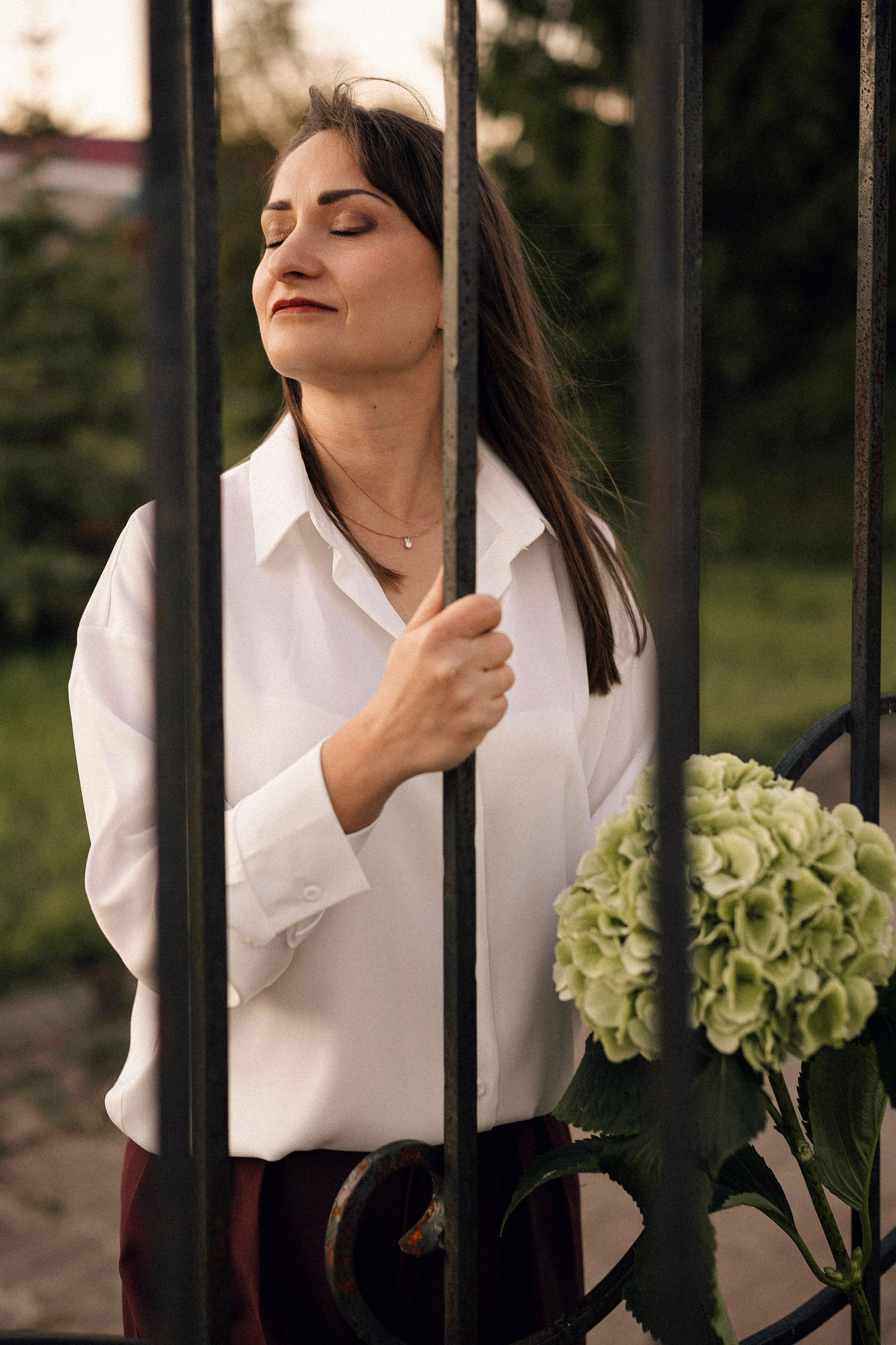 Натали с гортензией. Портретный, семейный и свадебный фотограф в Нарьян-Маре