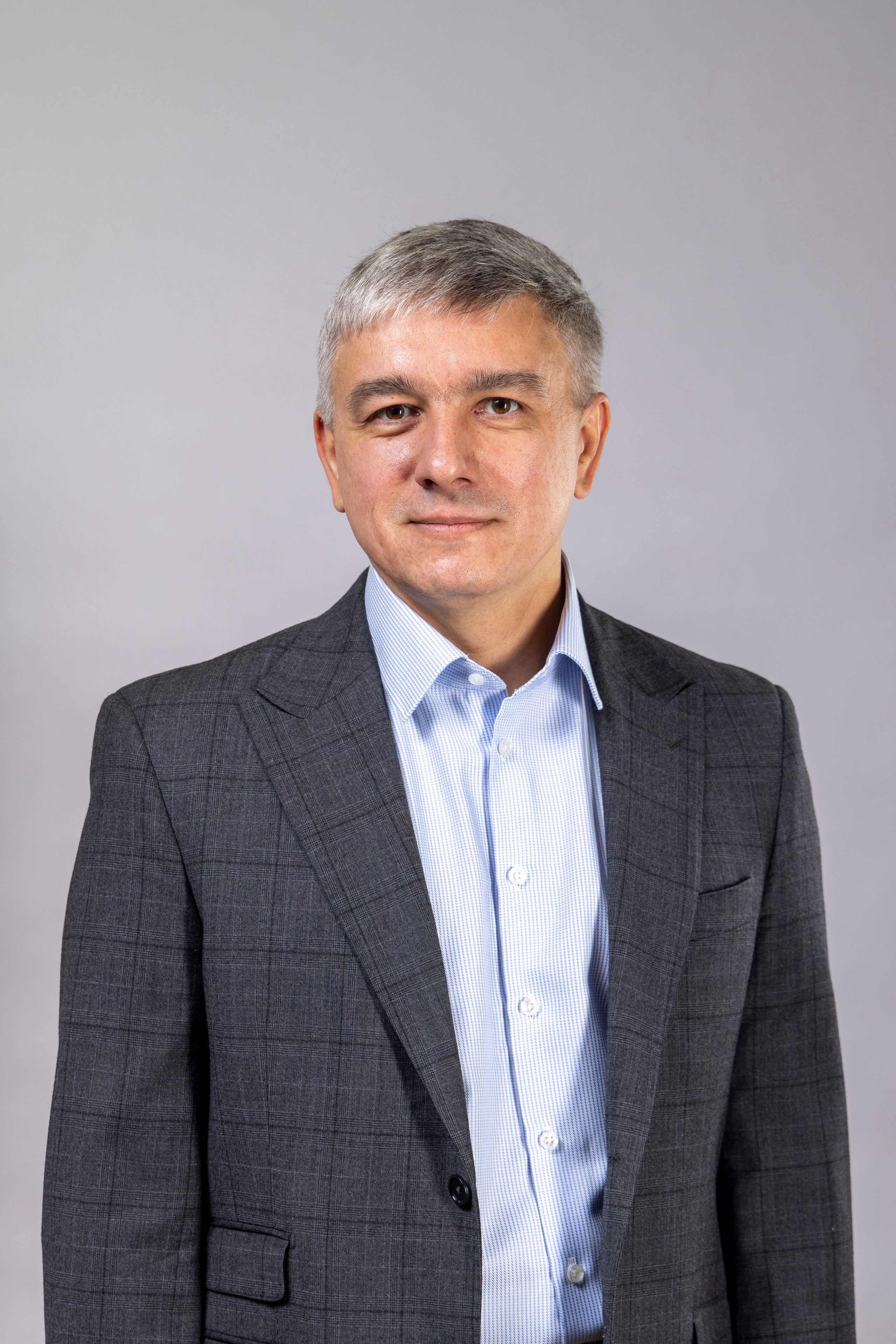 Иван, бизнес-портрет. Фотограф Андрей Зикеев, фотостудия AzArt Studio в Москве