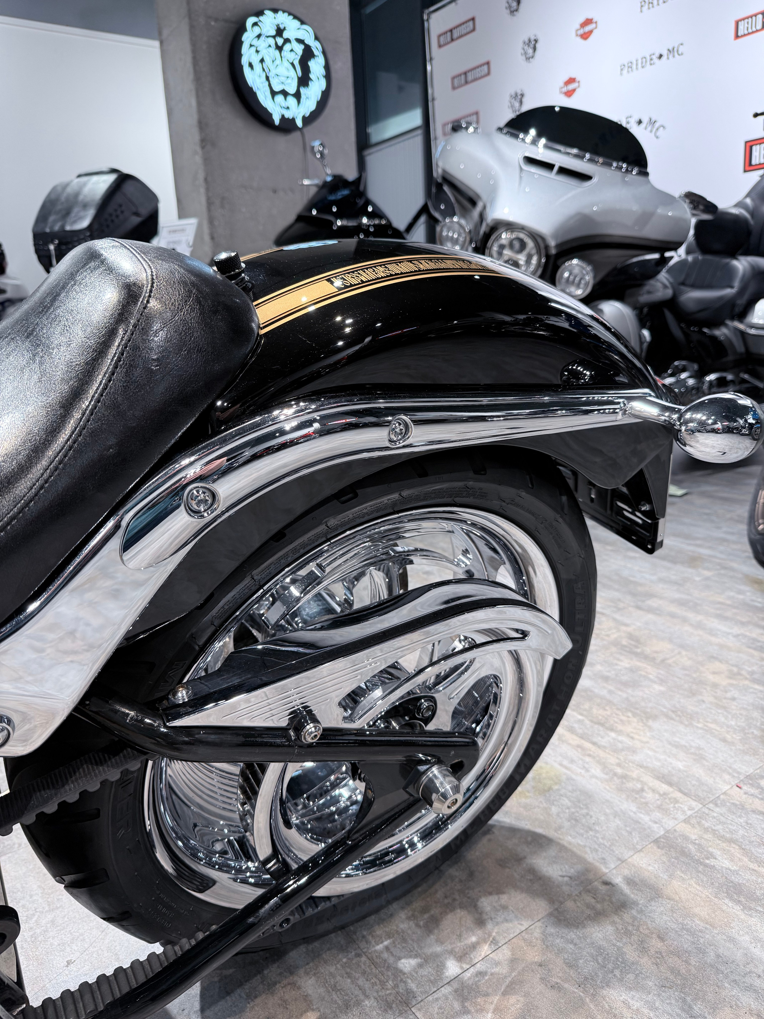 Breakout Custom. Hello Davidson, Москва. Только хорошие мотоциклы…