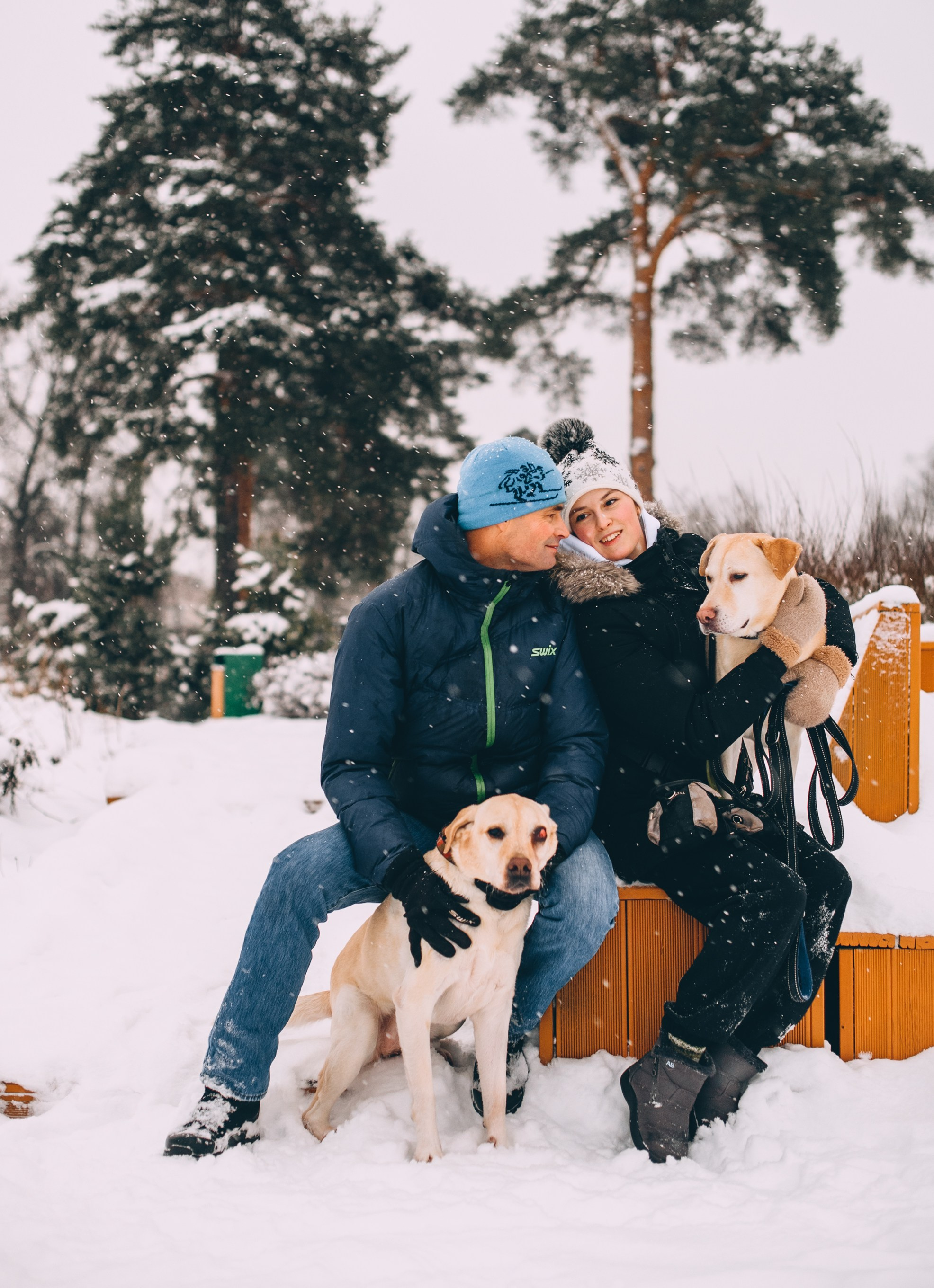 Зимняя прогулка папы и дочери. Свадебный и семейный фотограф София Невская