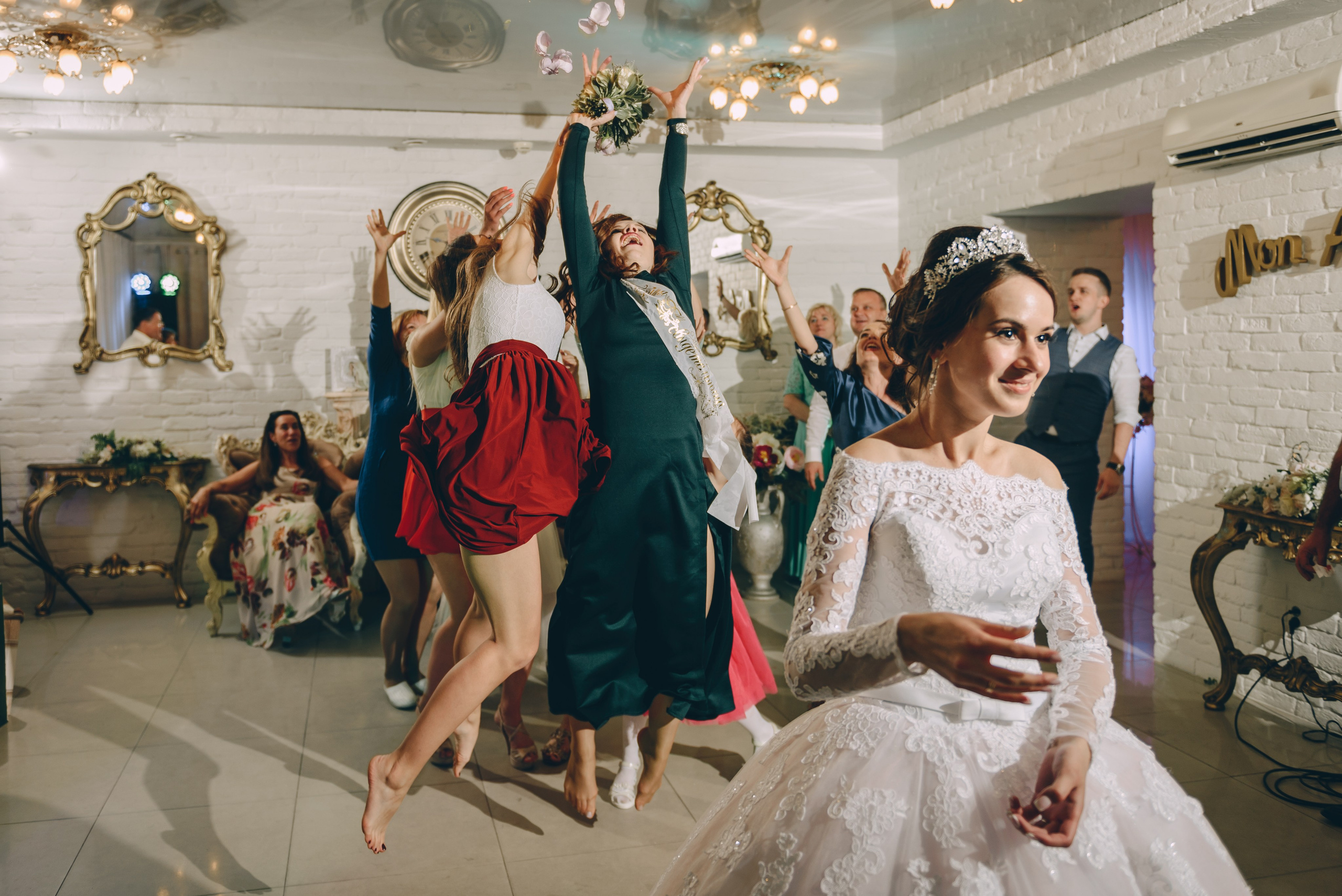 Джакузи и круассаны) Анатолий и Елена. Свадебный и семейный фотограф София Невская