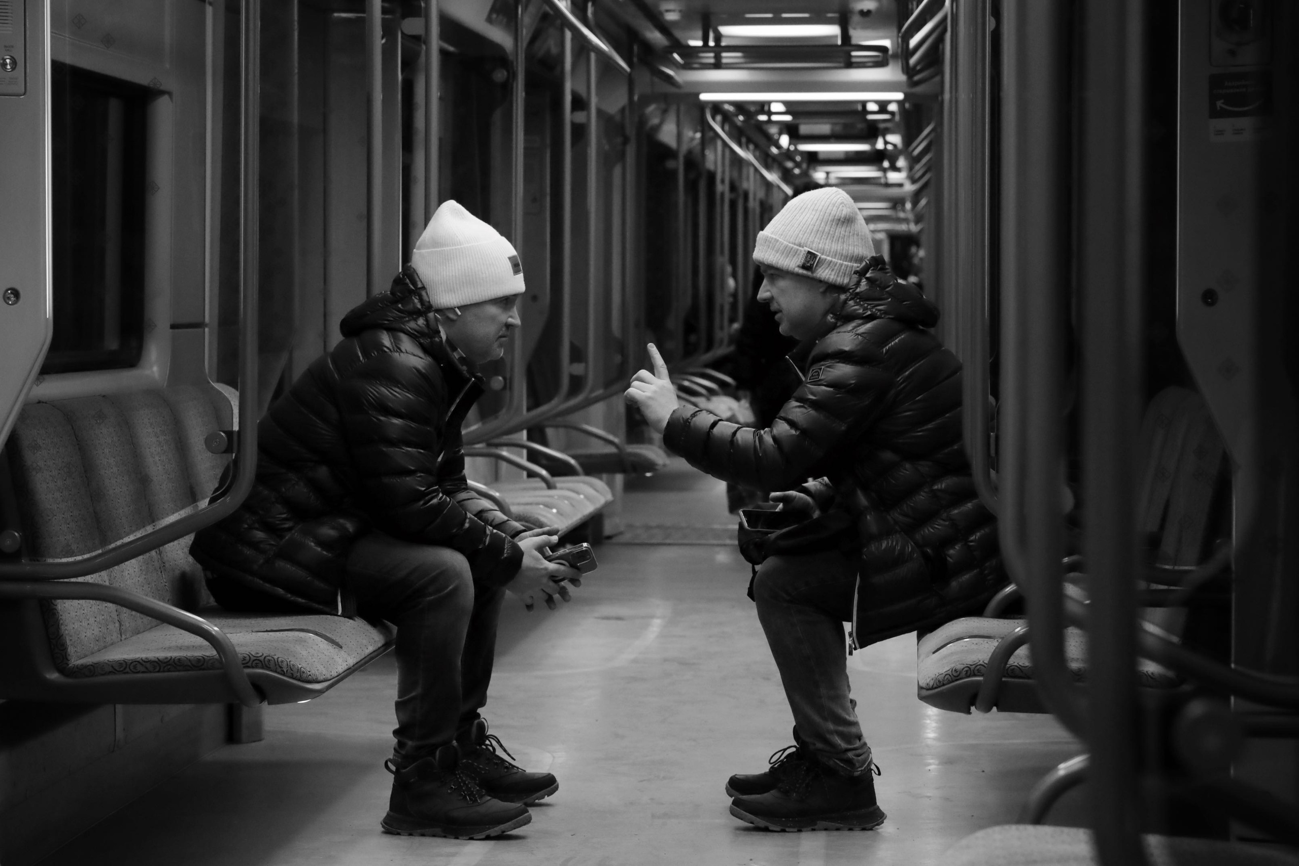 Серия «Метро. Пассажиры времени». ANNA PAVLIKOVSKAYA ЧЕРНО-БЕЛАЯ ФОТОГРАФИЯ — ЭТО Я