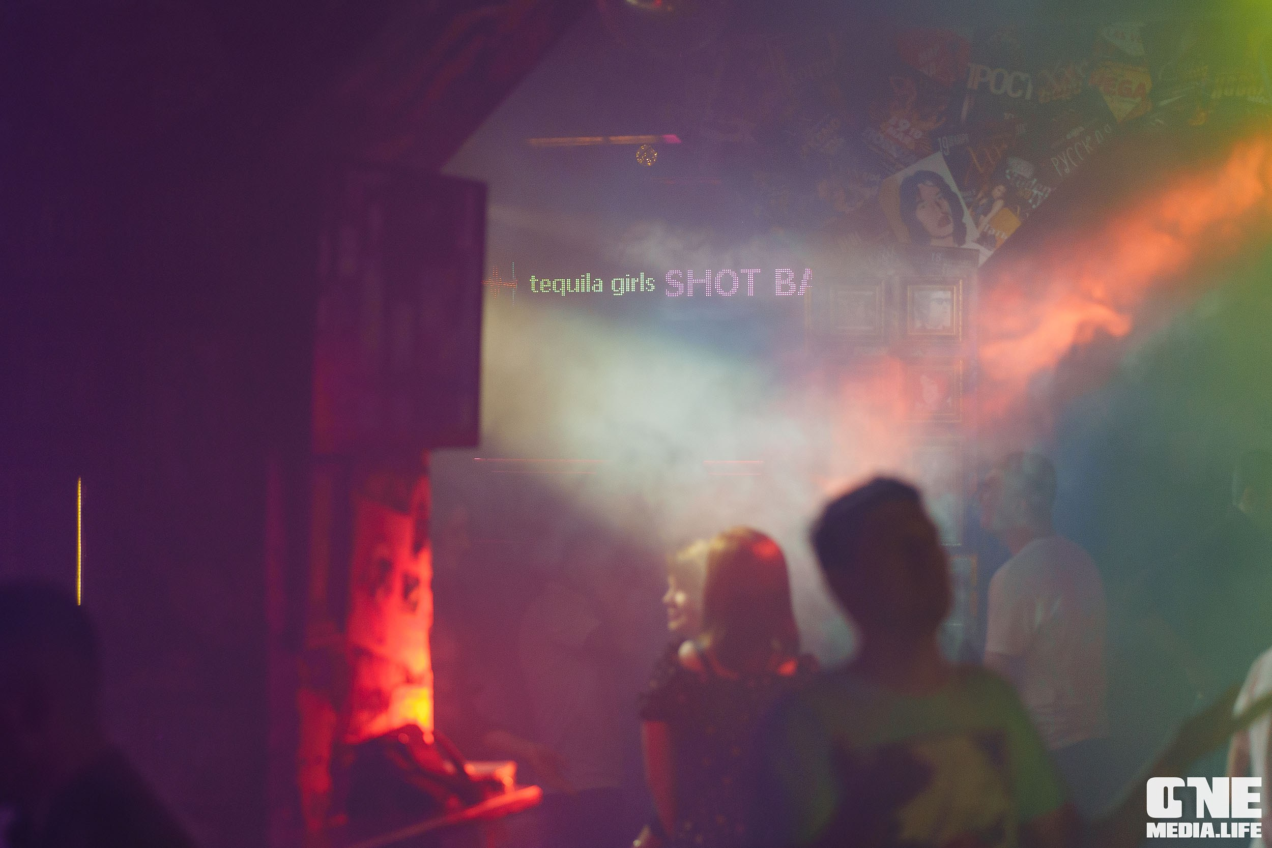 Фоторепортаж из бара XxxX. One Media Life: фоторепортажи, фотоотчеты с мероприятий и заведений