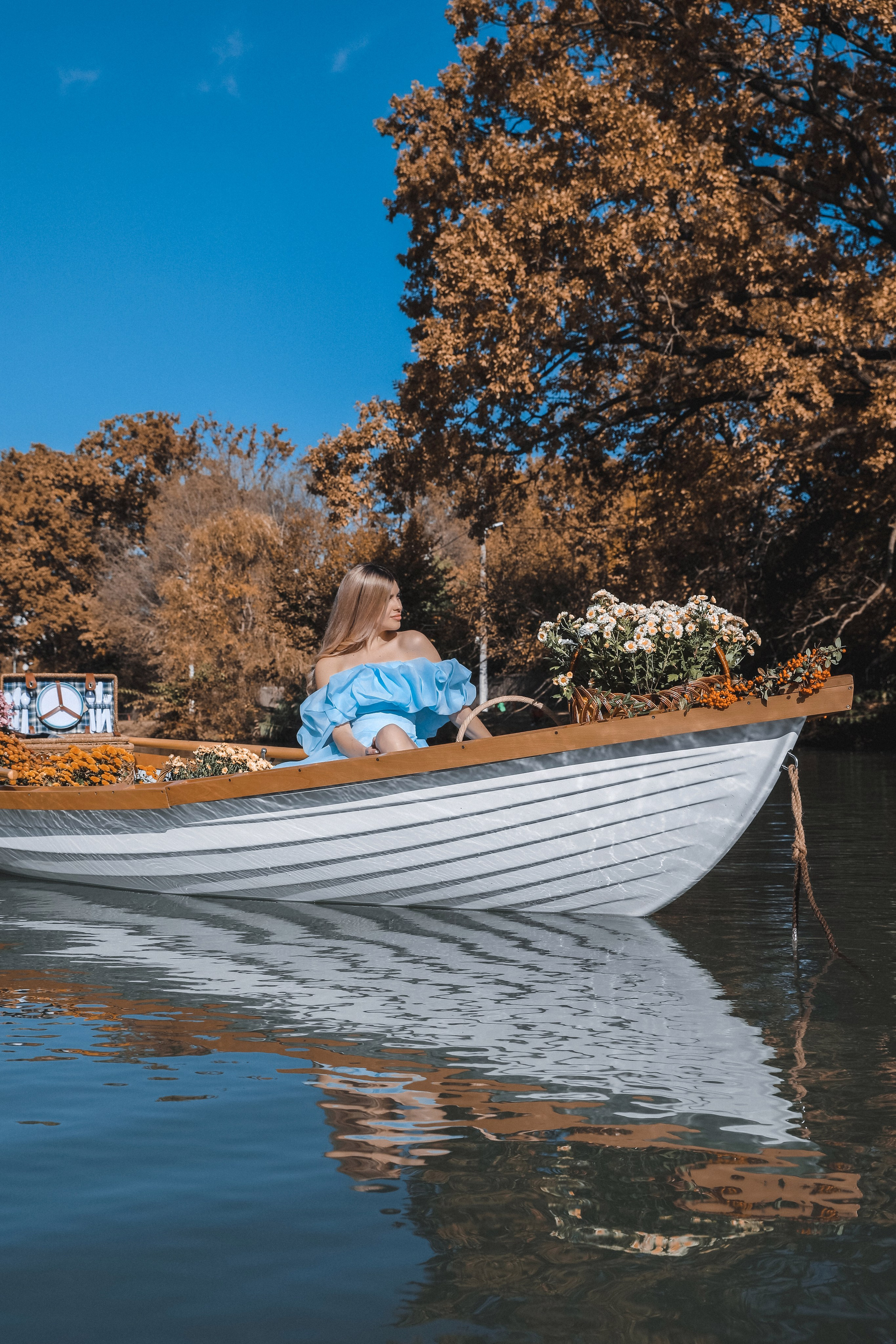 ПРОЕКТ «ЦВЕТОЧНАЯ ЛОДКА». Photographer Viktoriya Markushina «My world throug»