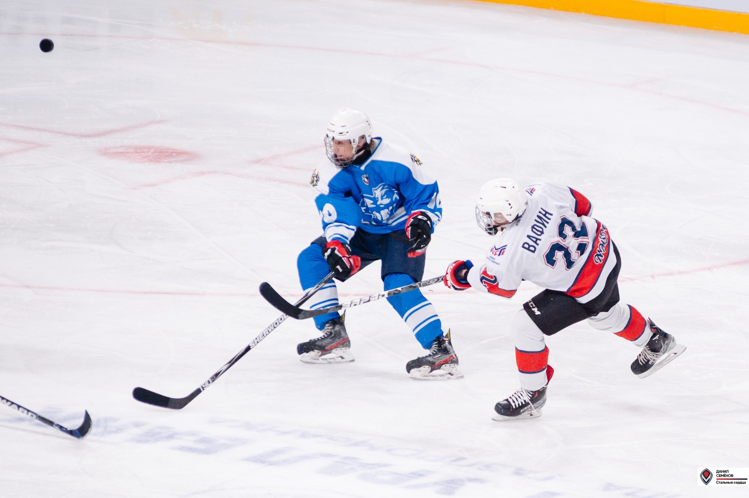 Чемпионат СХЛ. Стальные сердца — Газовик. Фотограф Магнитогорск Данил Семенов